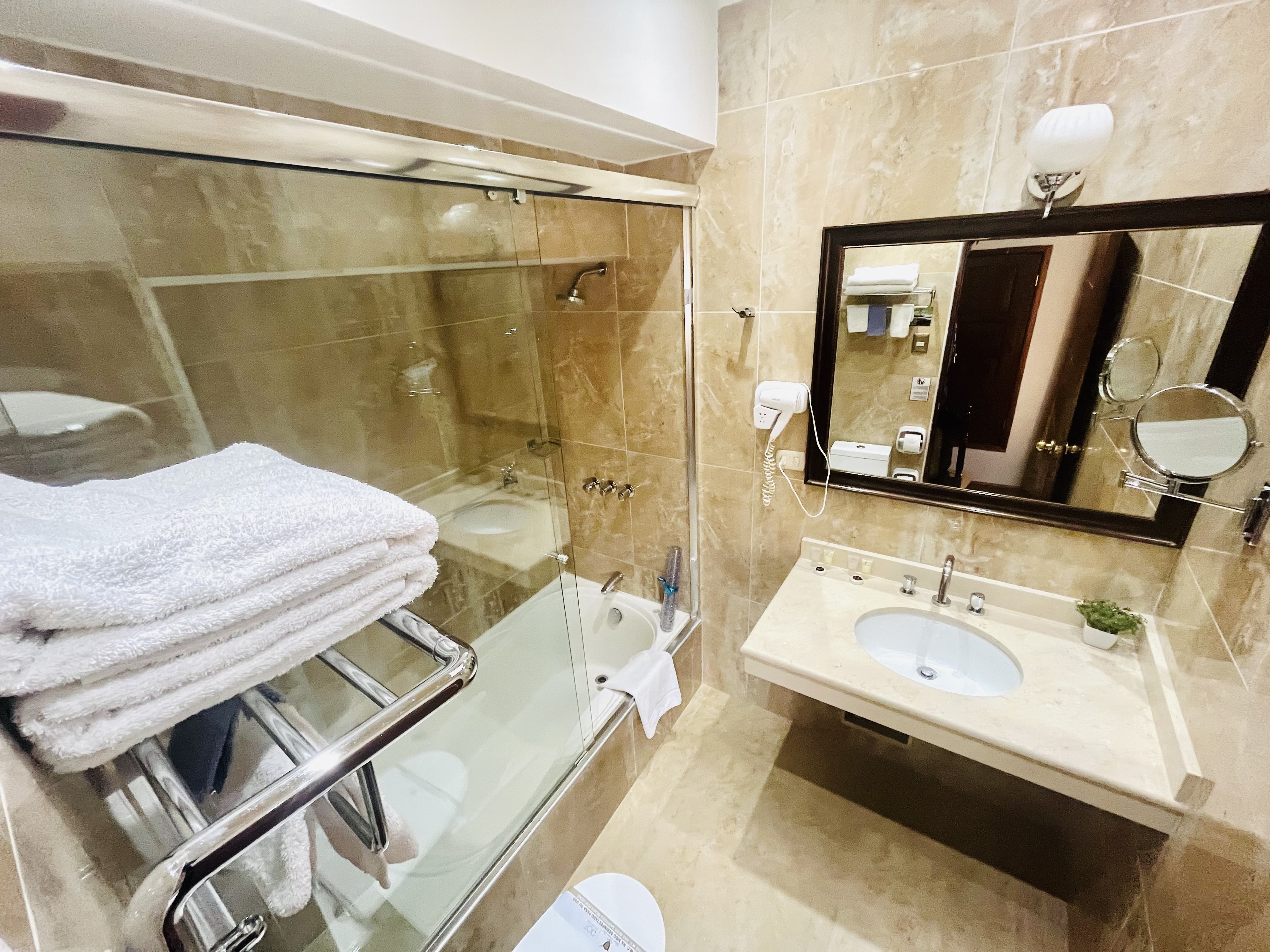 Junior Suite King Size Bed