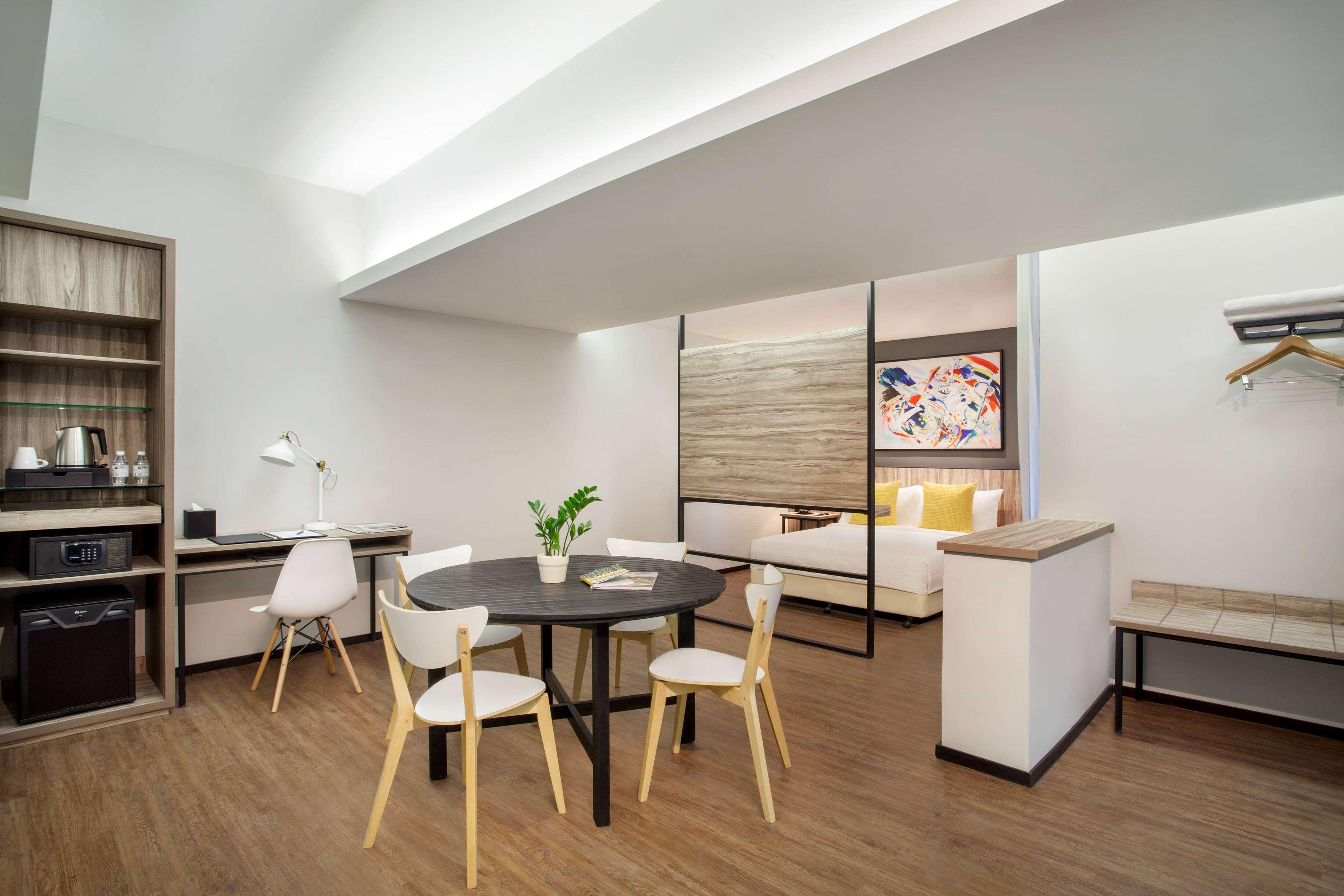 Studio King Bed Non Smoking