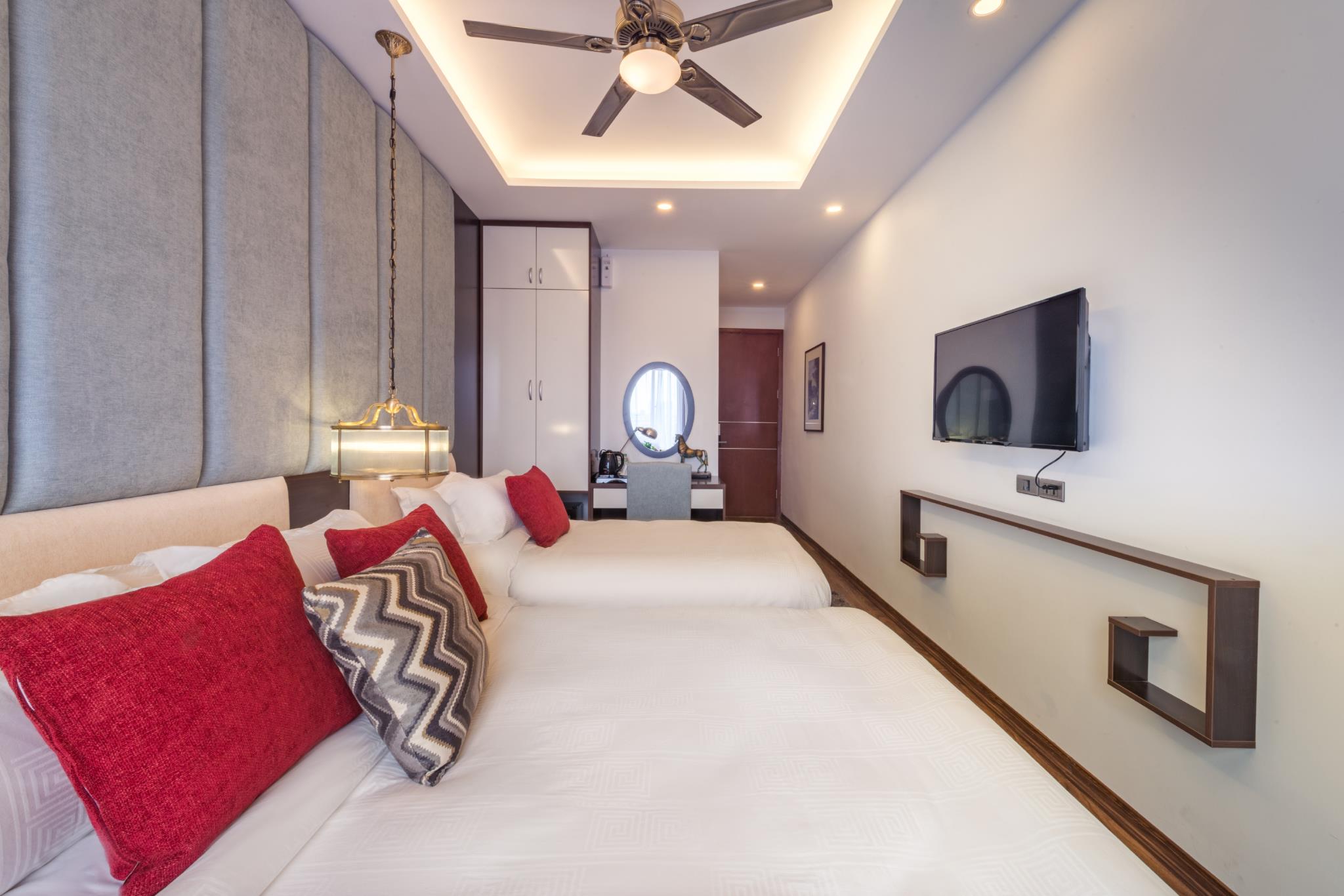 Family Room Lake View