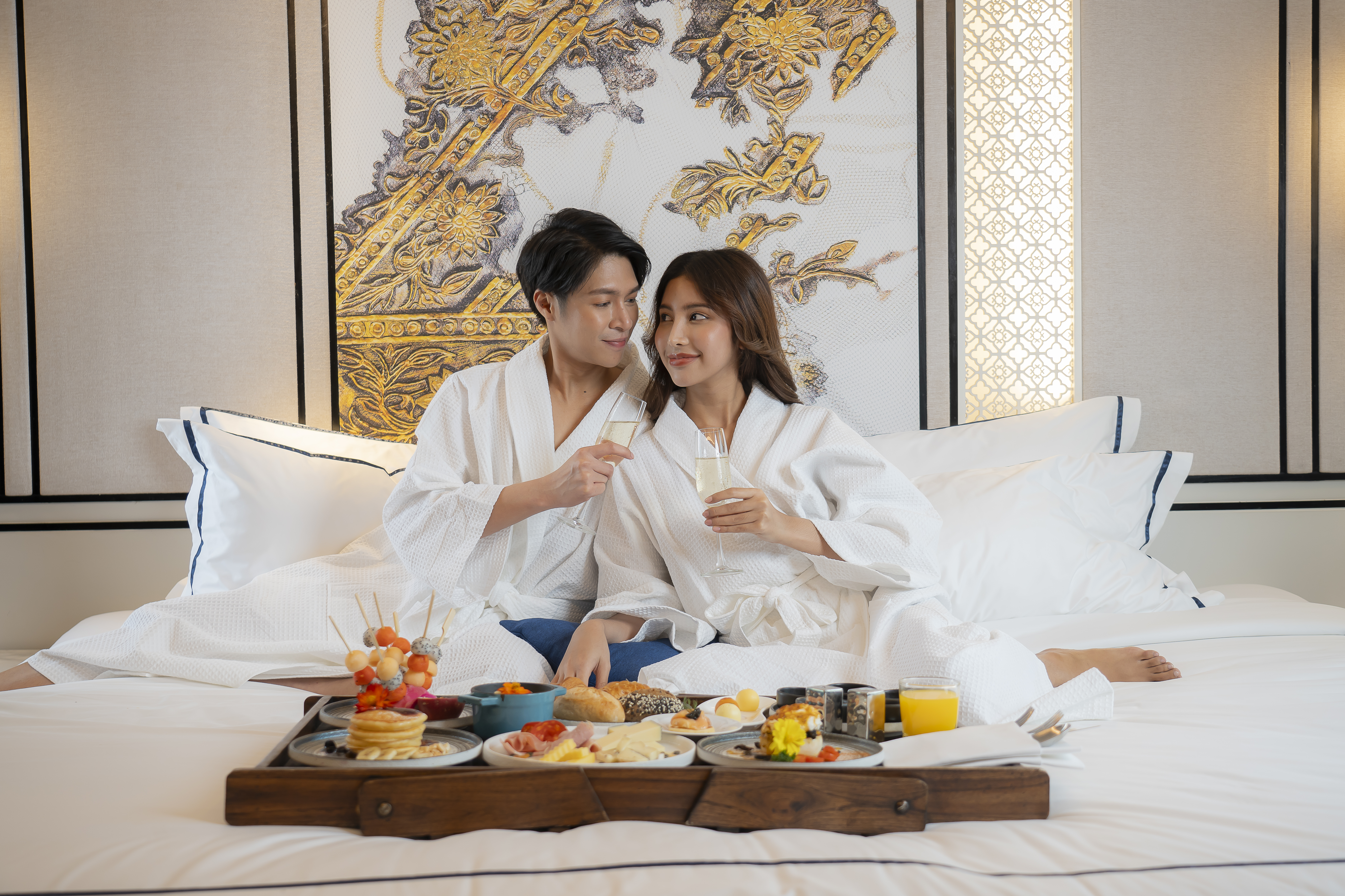 Double Deluxe King Bed