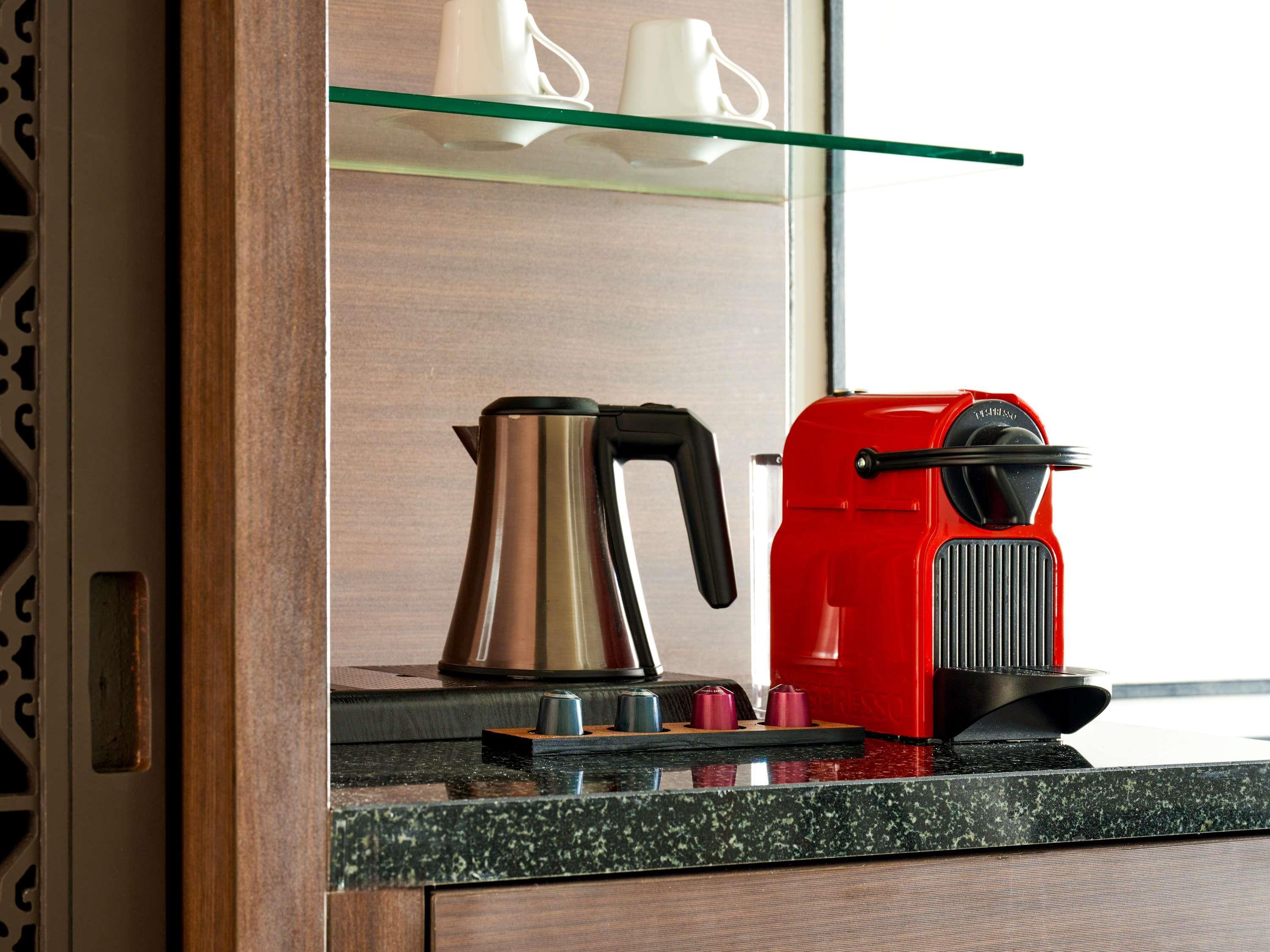 Double Deluxe Pool View