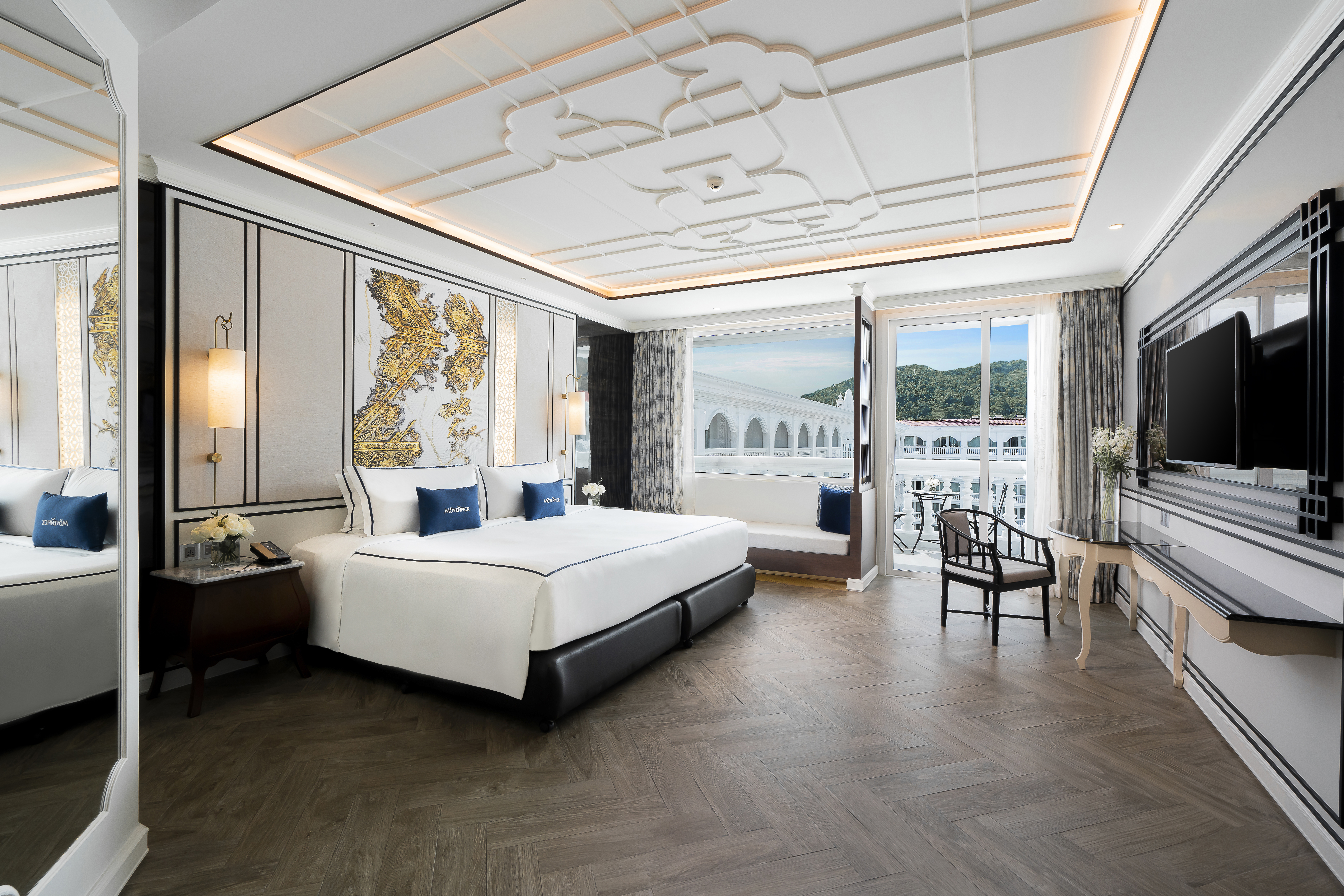 Double Deluxe King Bed