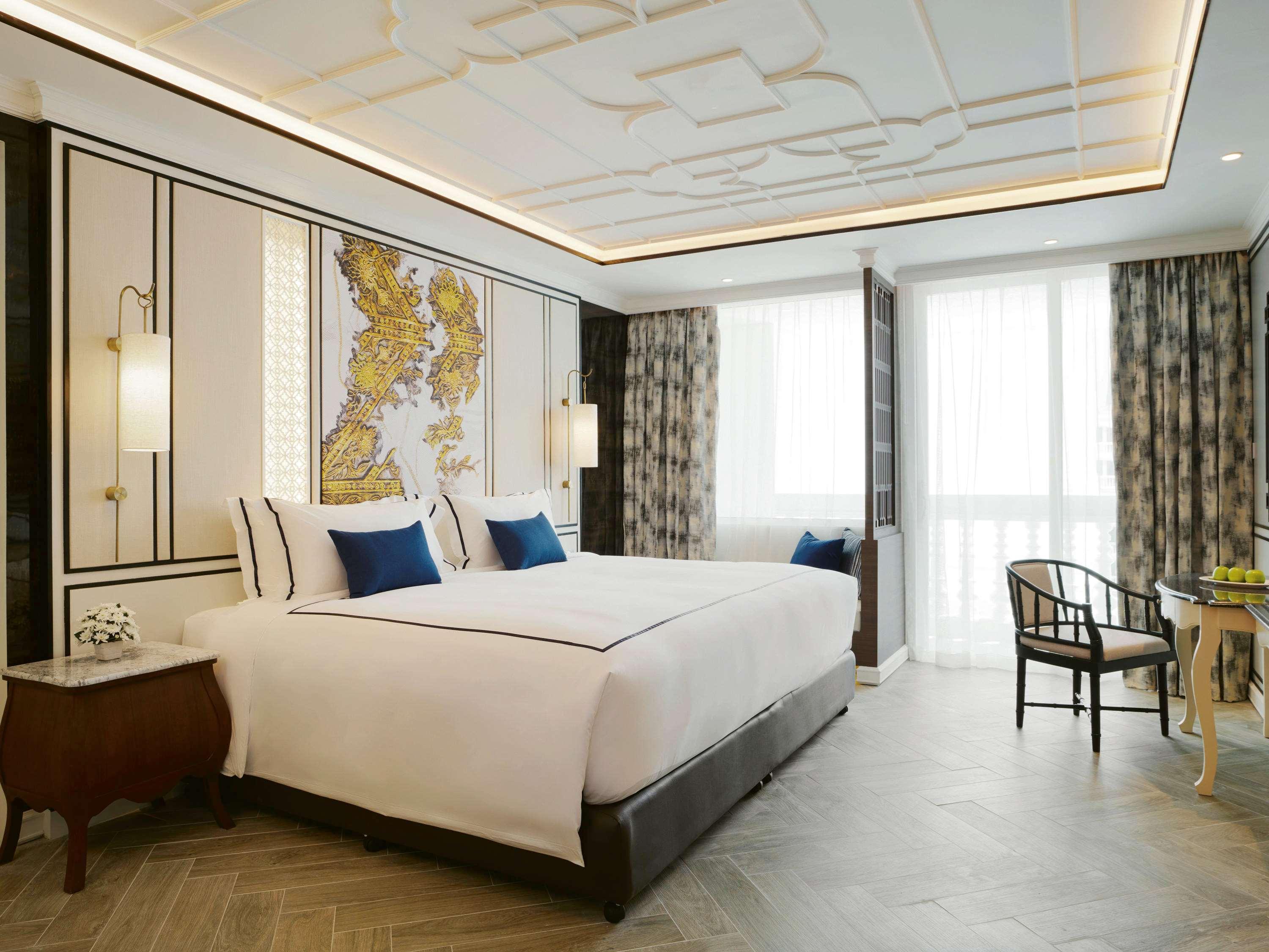 Double Deluxe King Bed