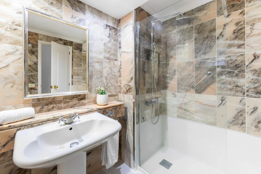 Apartment Capacity 2