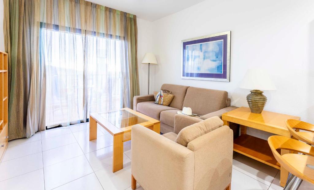 Apartment Capacity 2