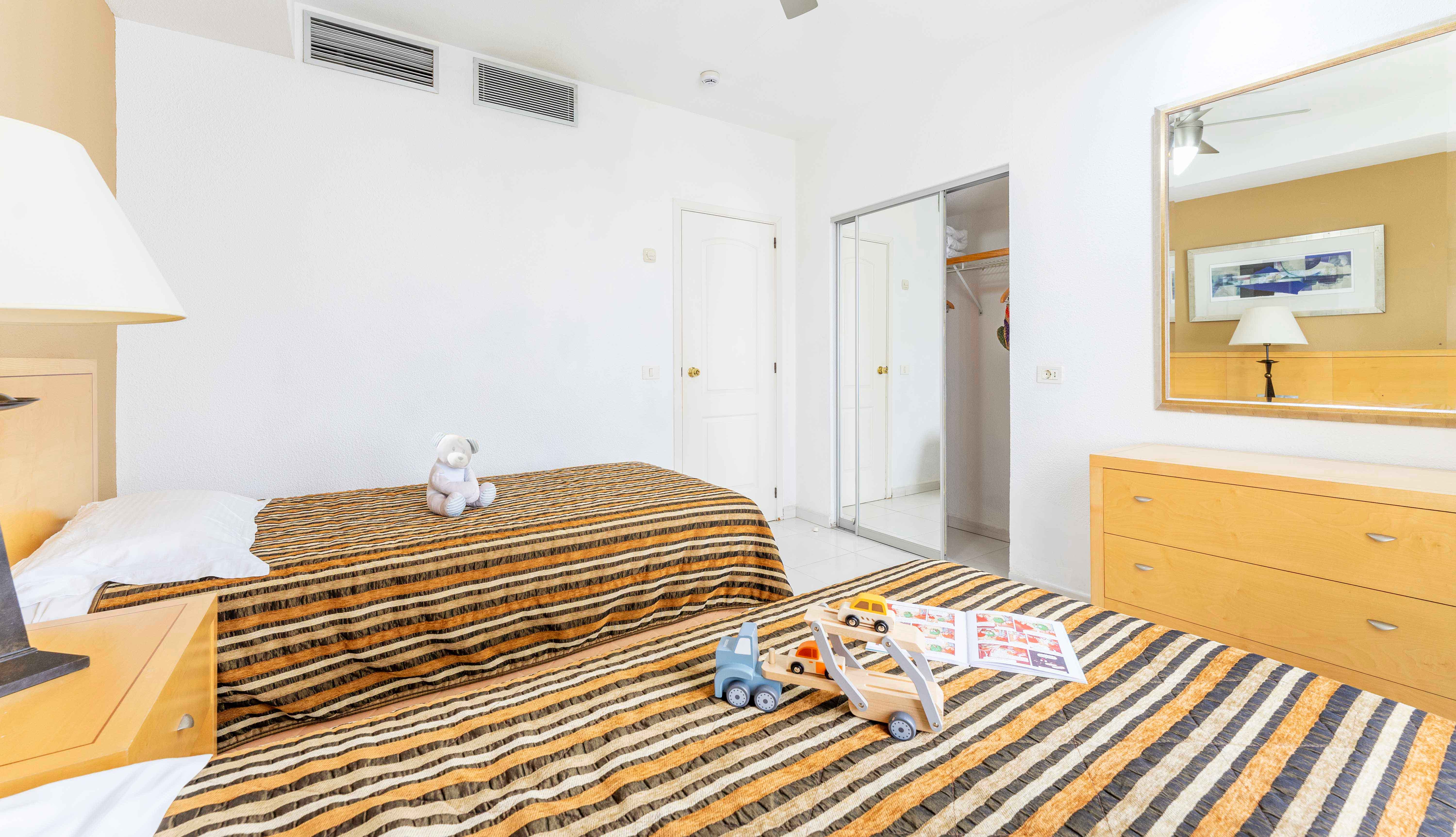 Apartment Capacity 2