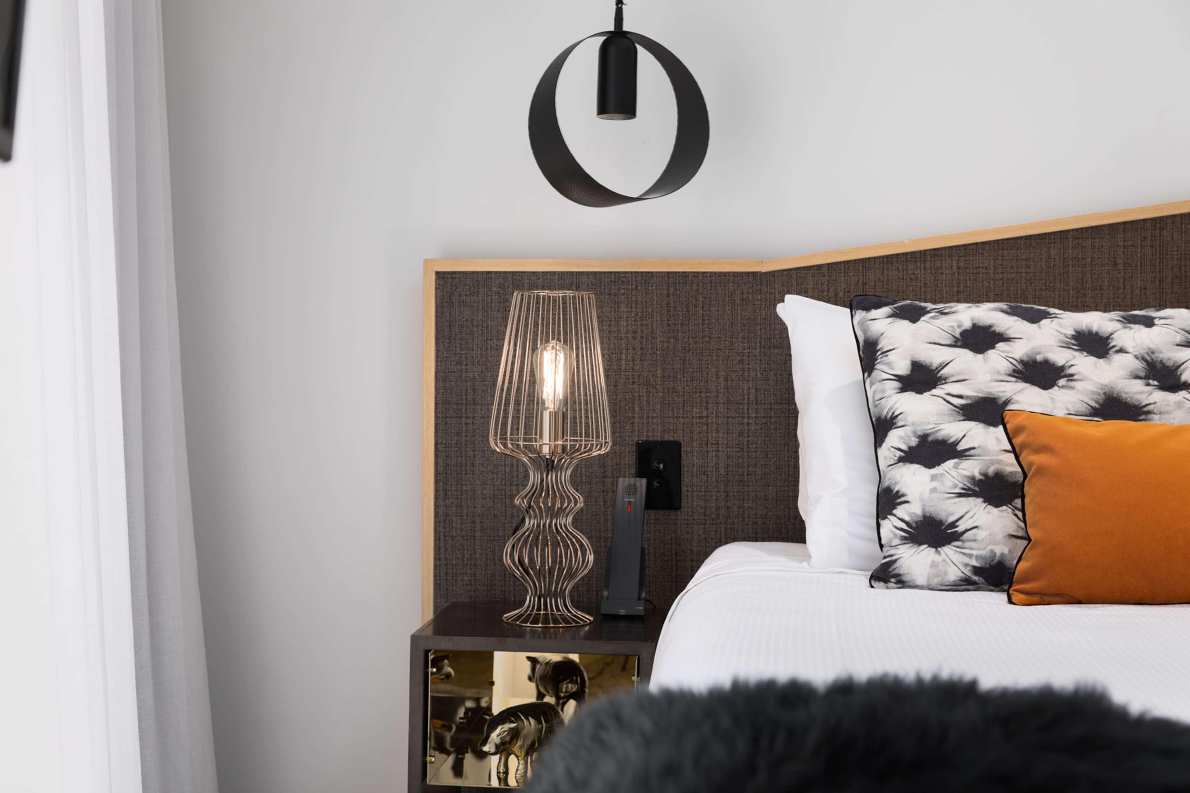 Double Deluxe King Bed