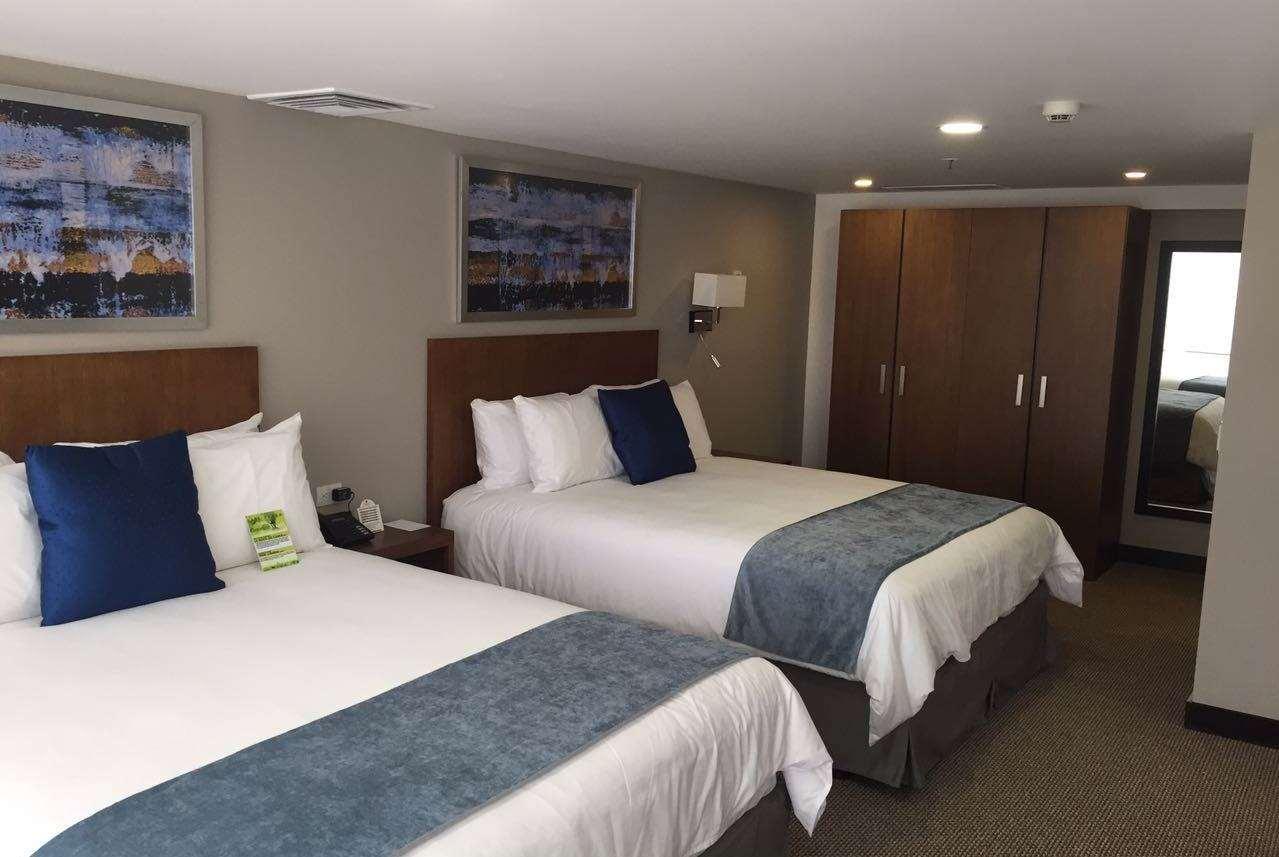 Room Executive Two Queen Beds