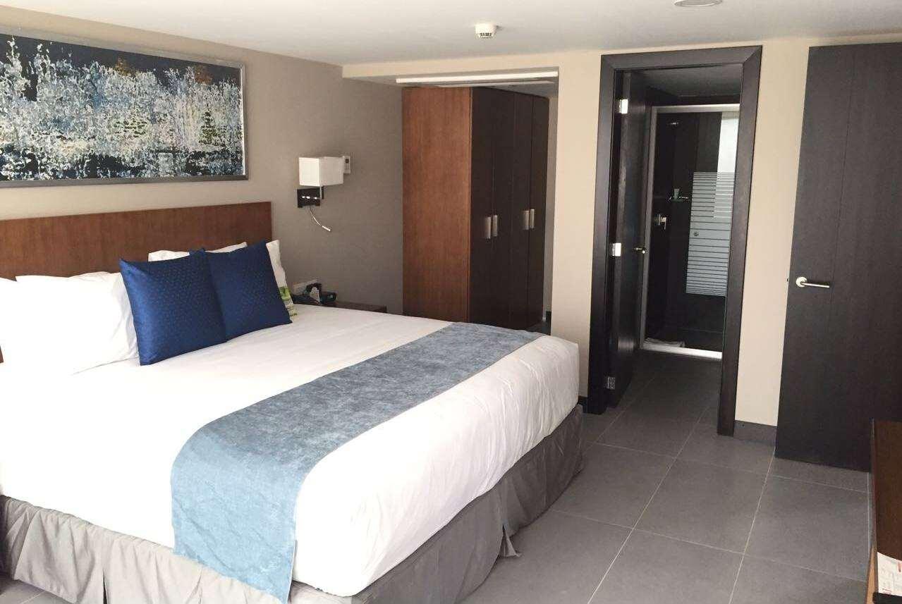 Room King Bed Non Smoking