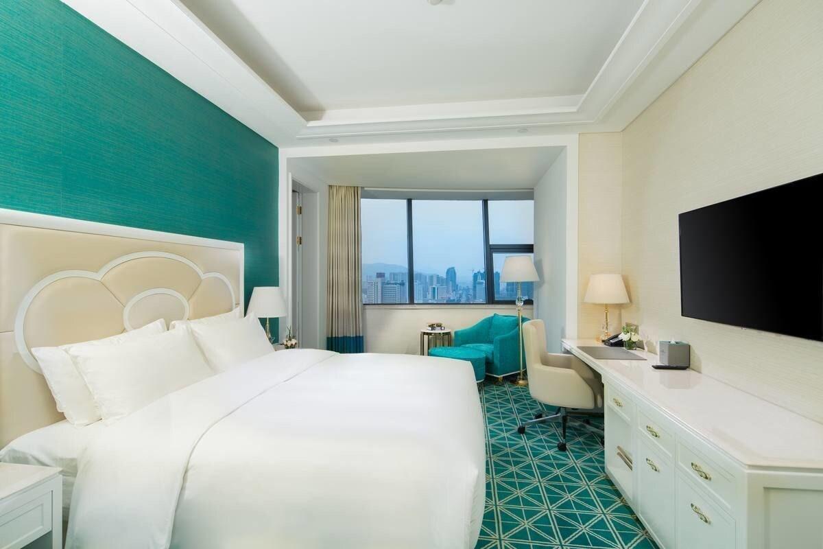 Room Superior King Bed