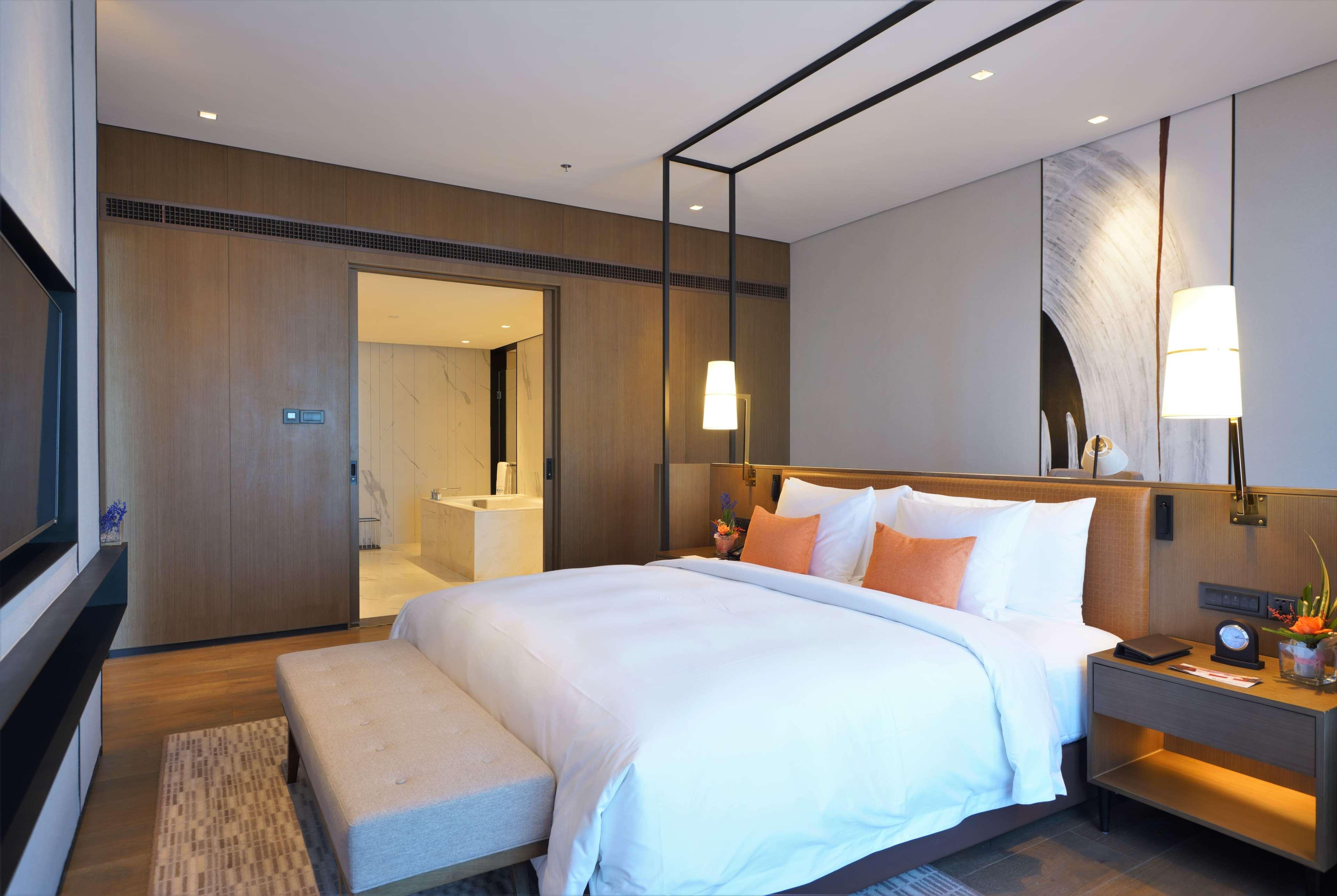 Suite Club Executive