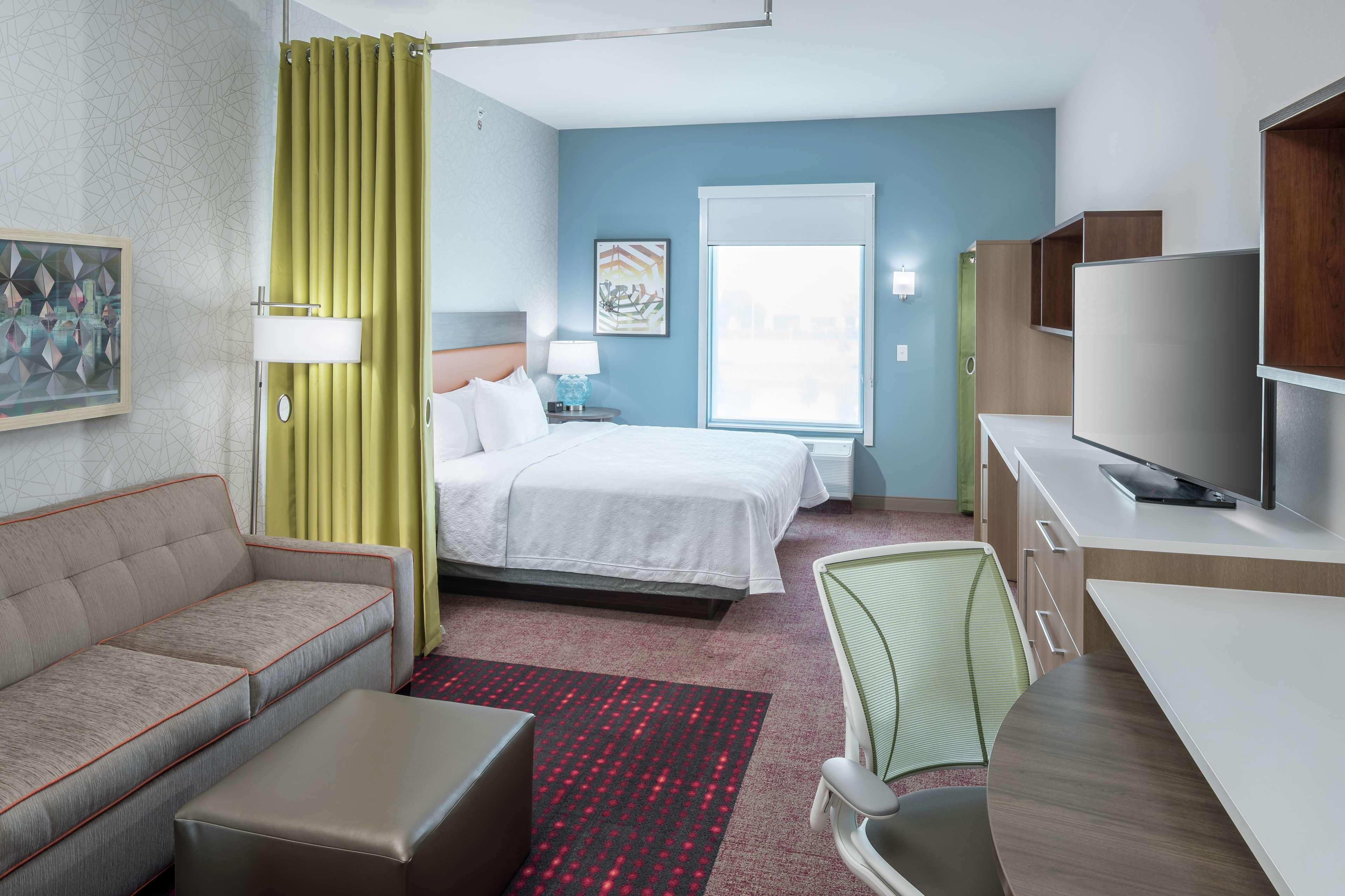 Studio King Size Bed