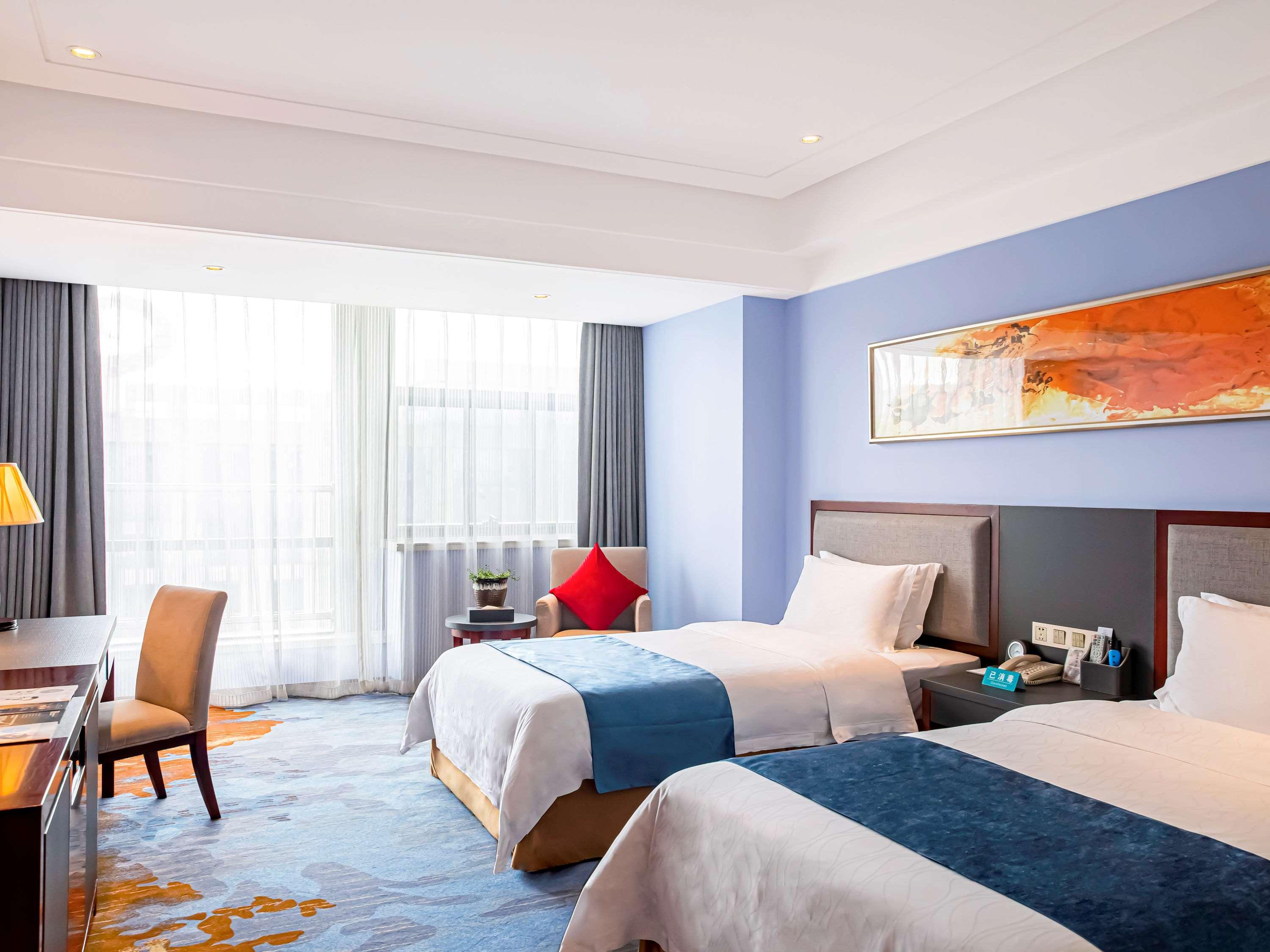 Twin Superior Garden View