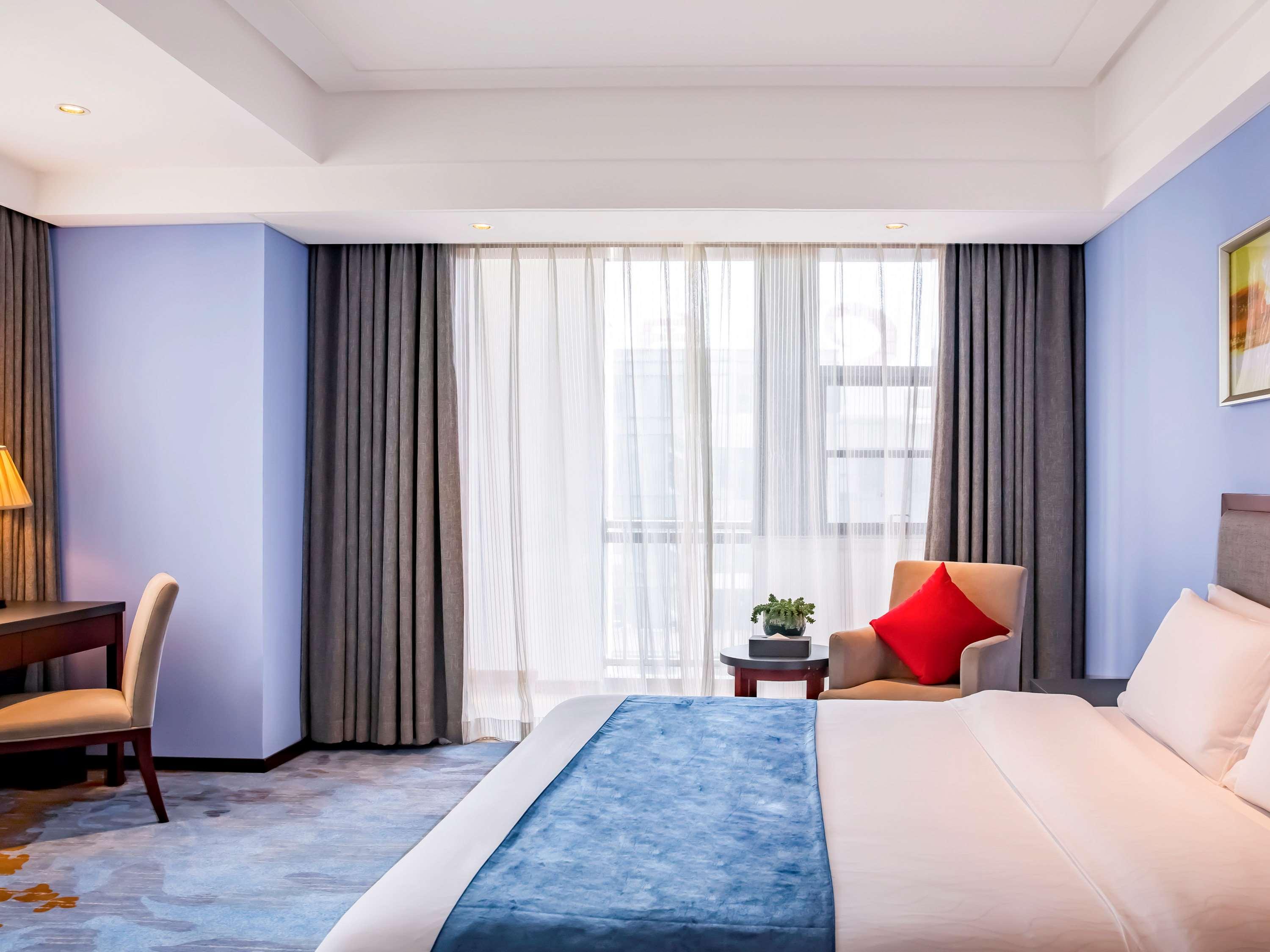 Double Superior Garden View