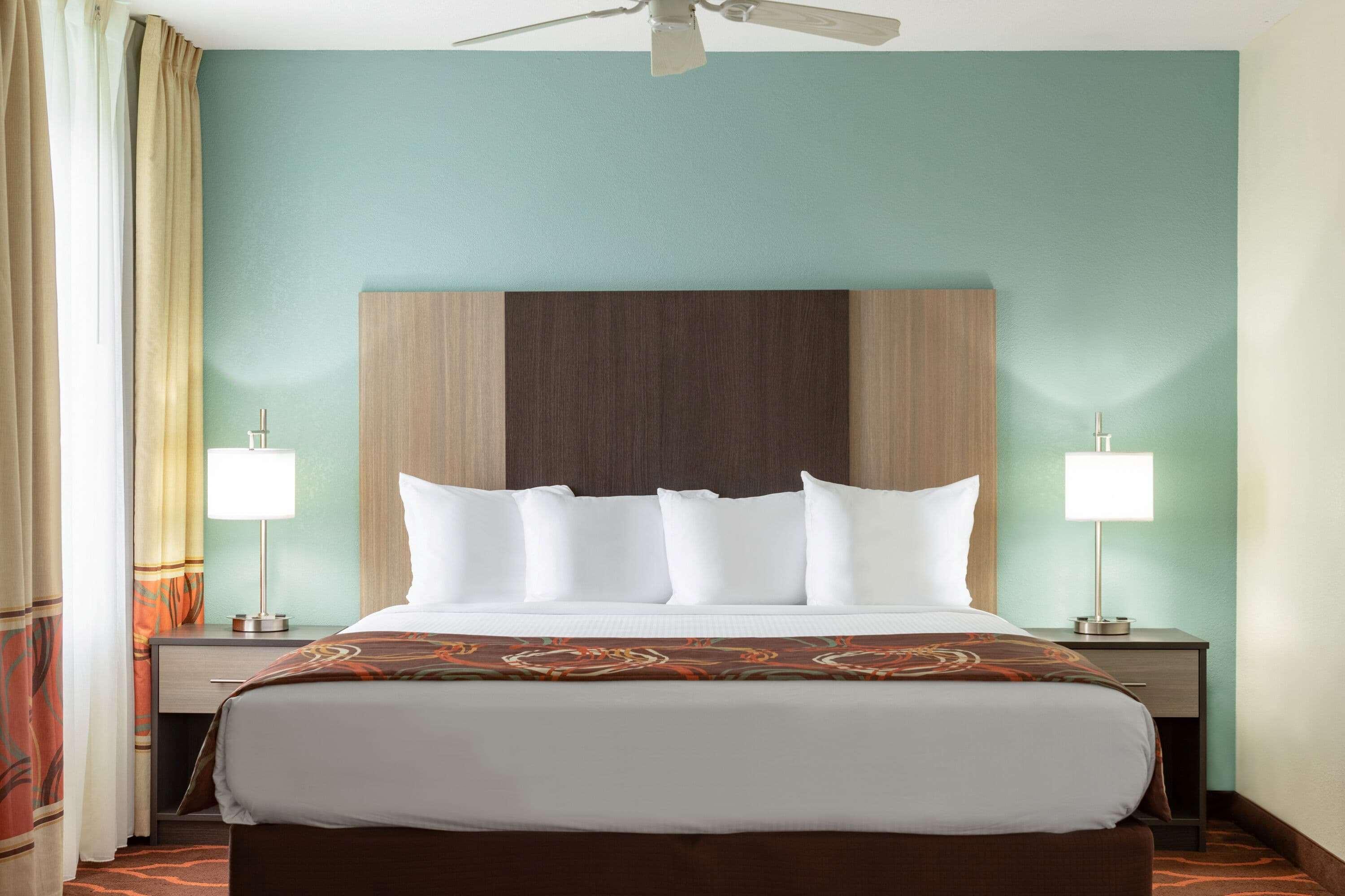 Studio King Bed Non Smoking