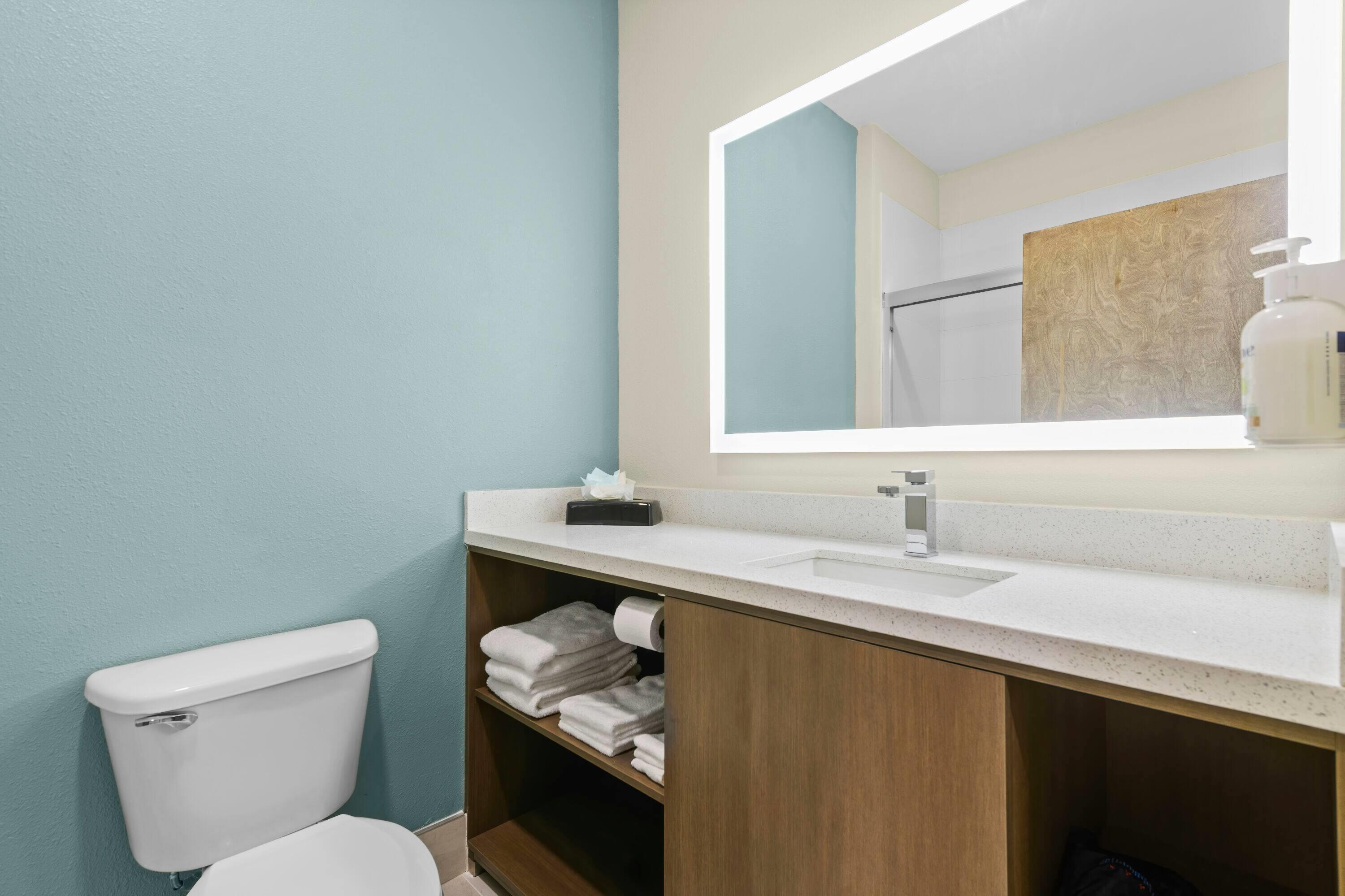 Studio King Bed Non Smoking