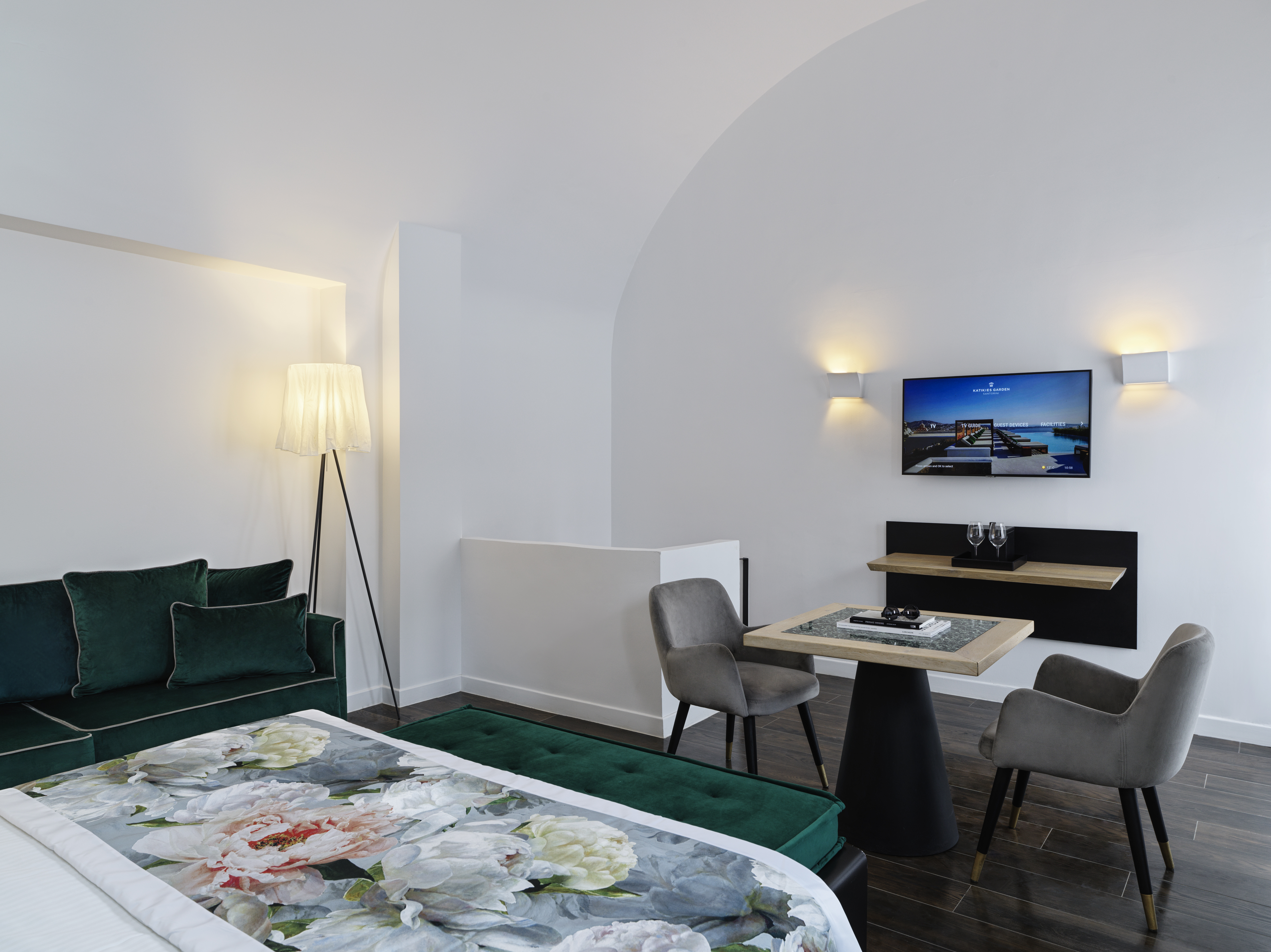 Suite with Private Pool