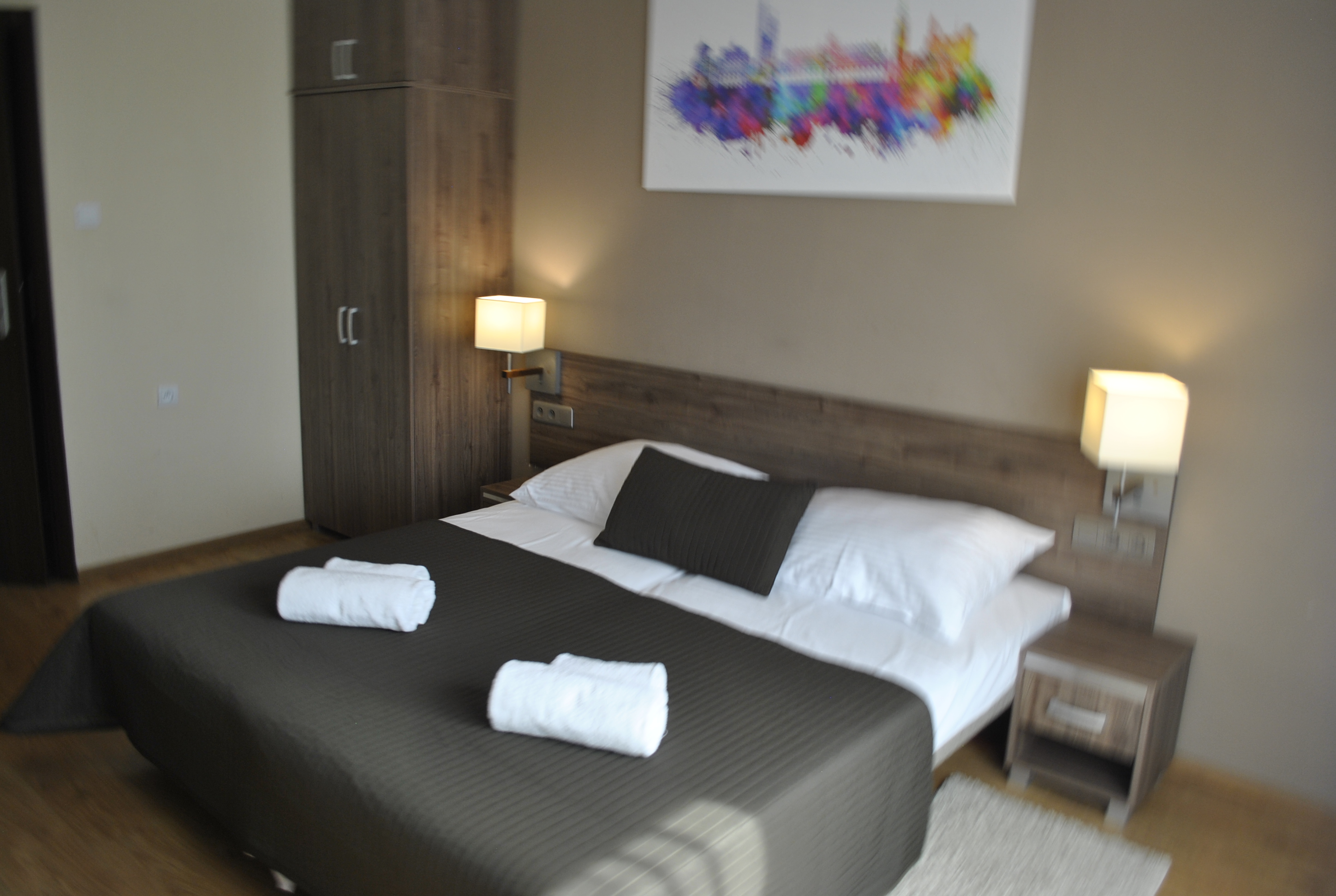 Double or Twin Standard