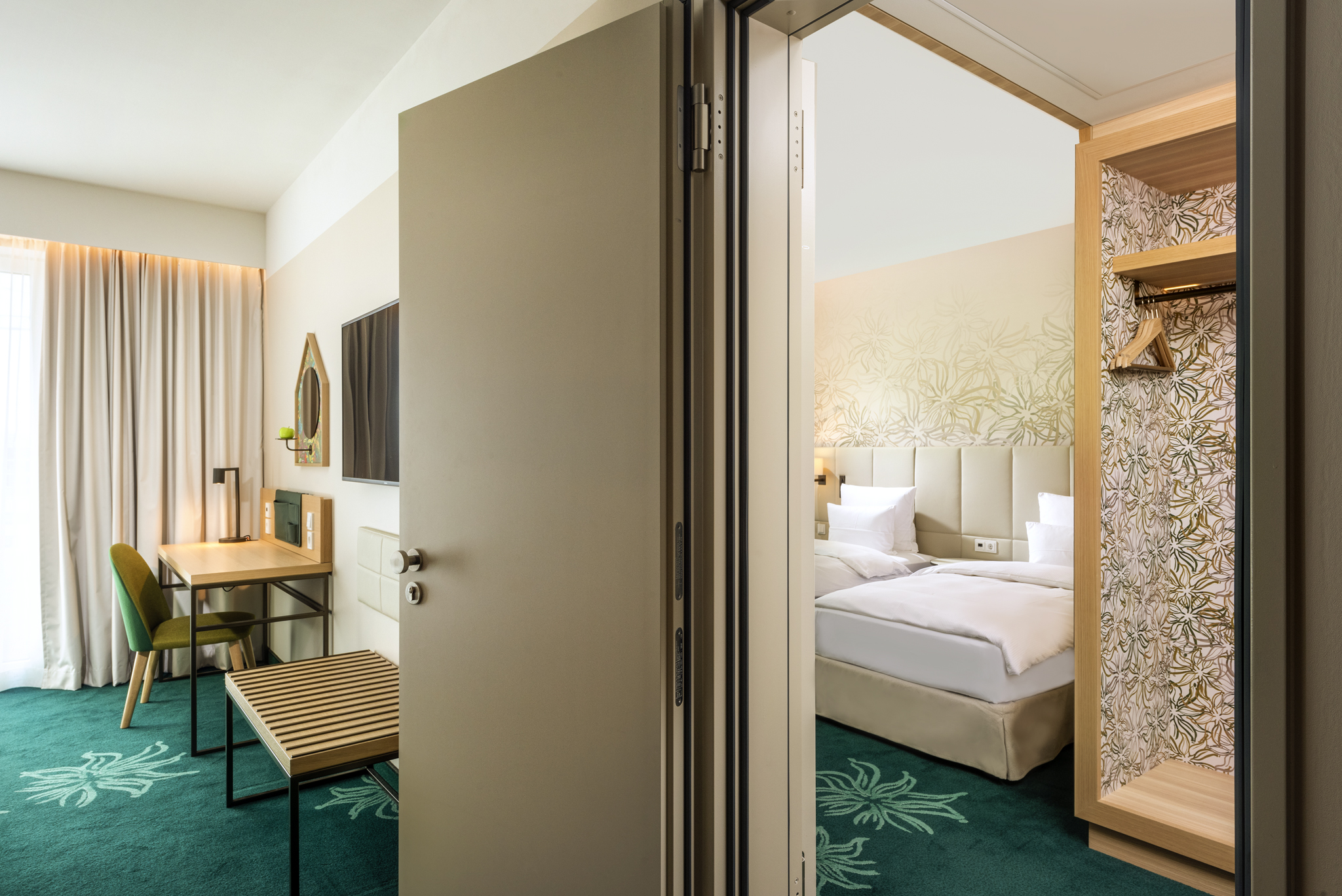 Family Room Connecting Room