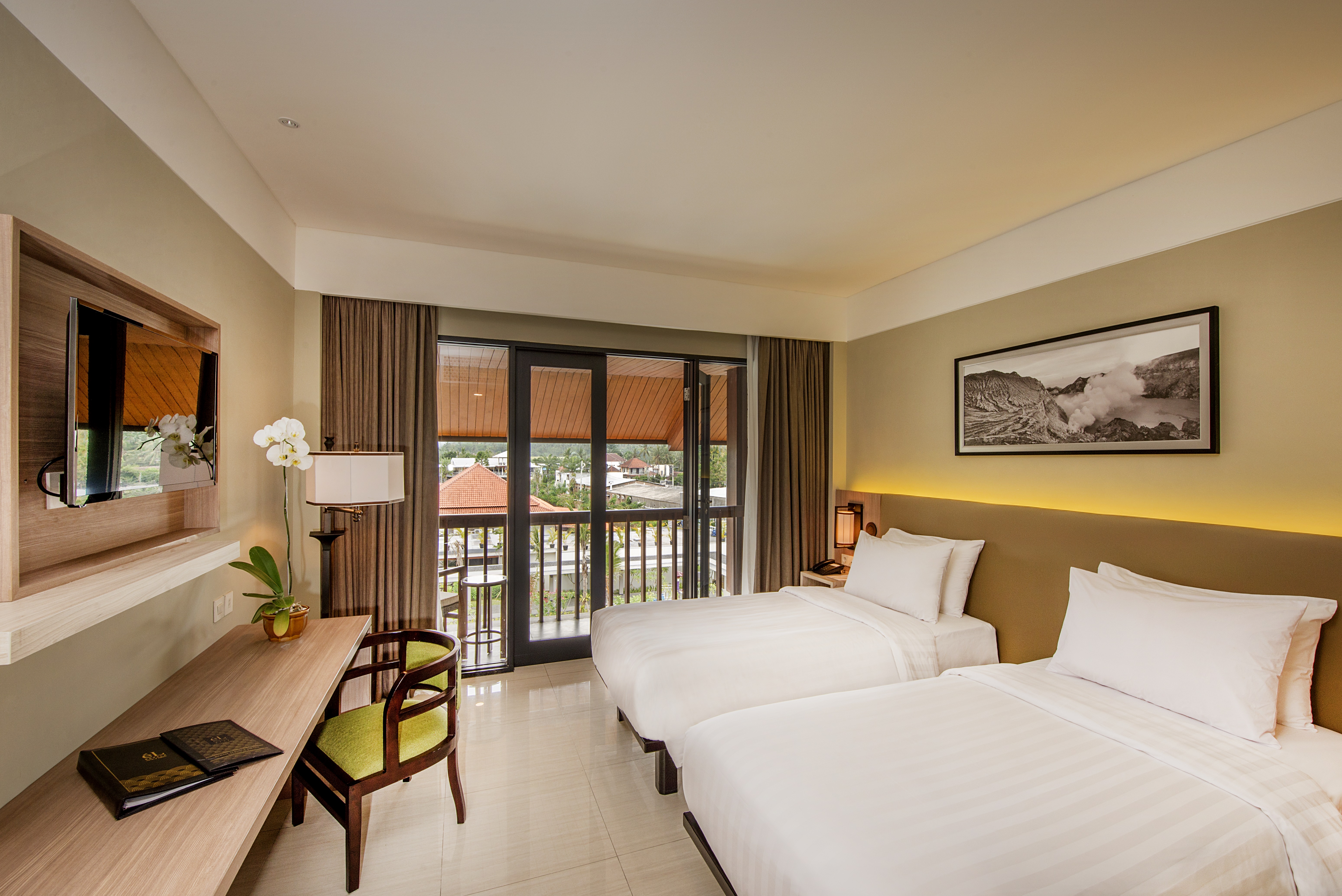 Room Deluxe Pool View