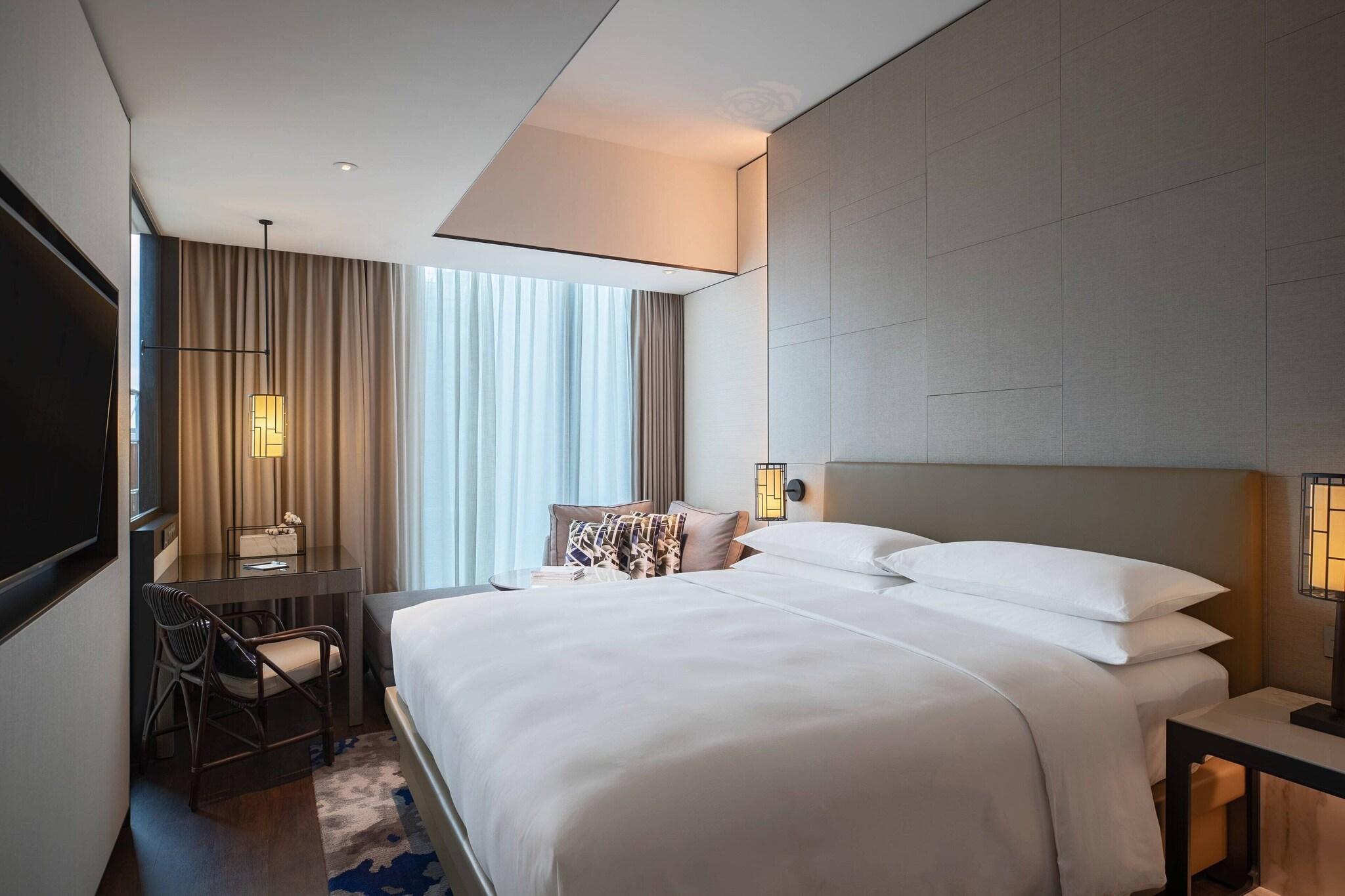 Double Deluxe City View