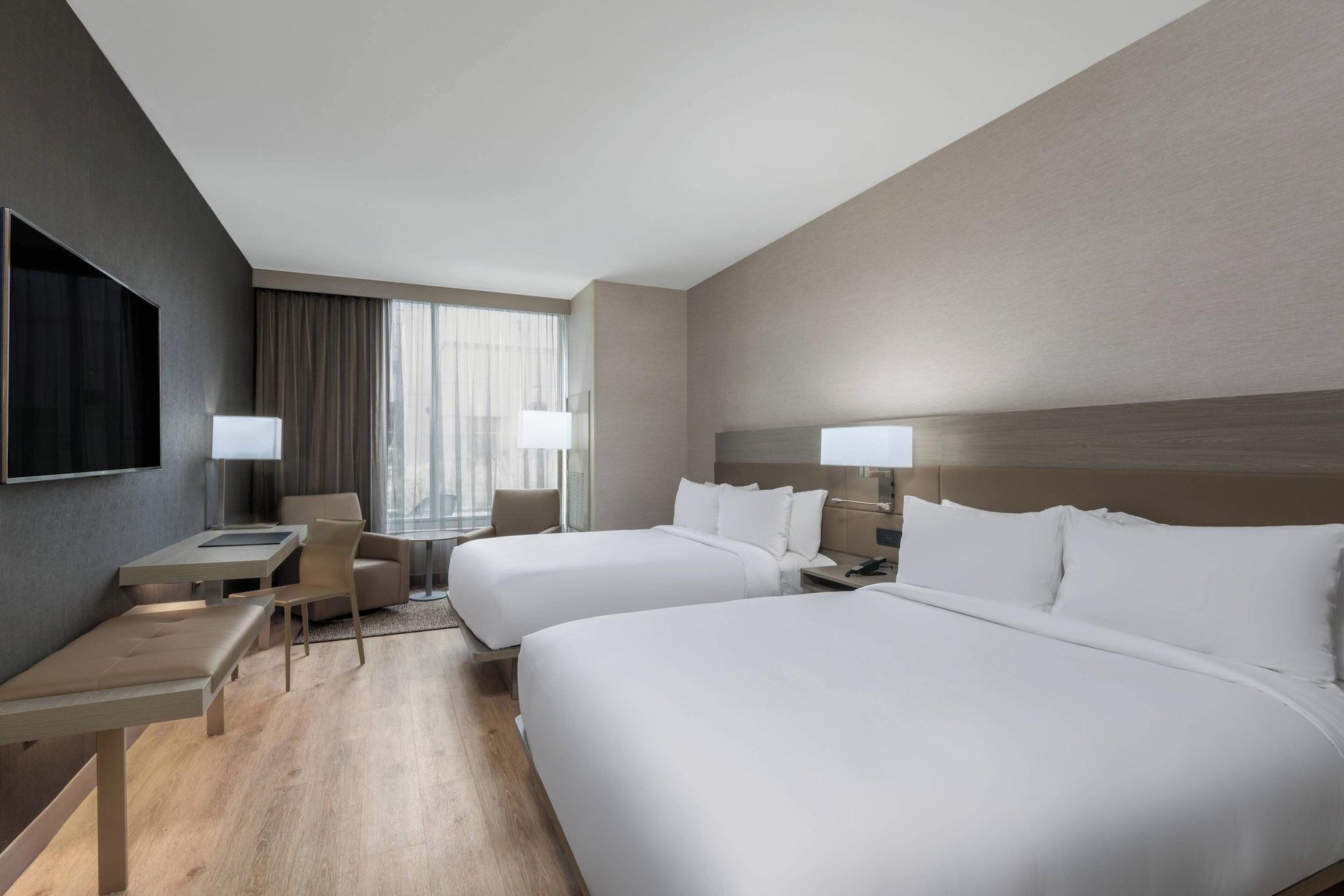 Quadruple Two Queen Beds