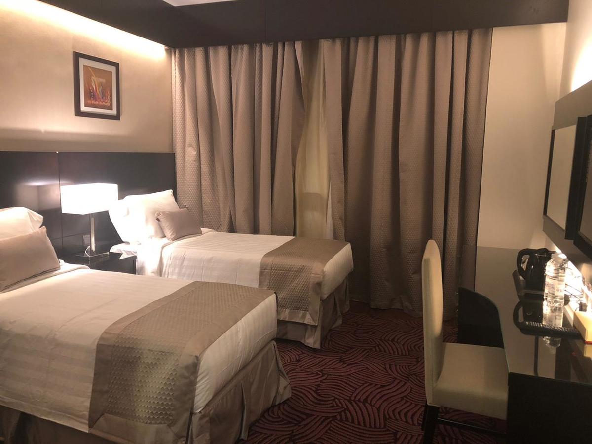 Junior Suite Land View