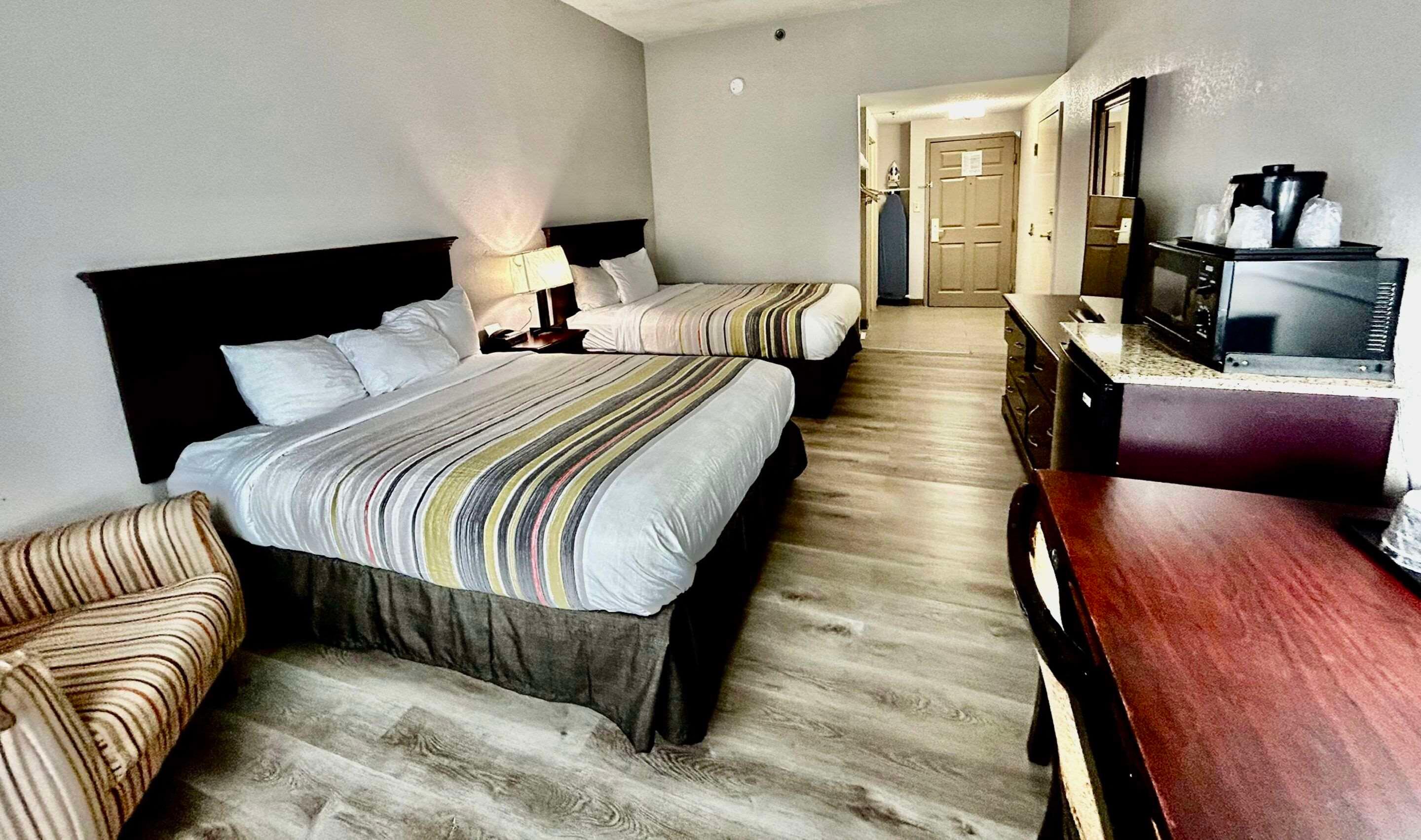 Double Two Queen Beds Non Smoking