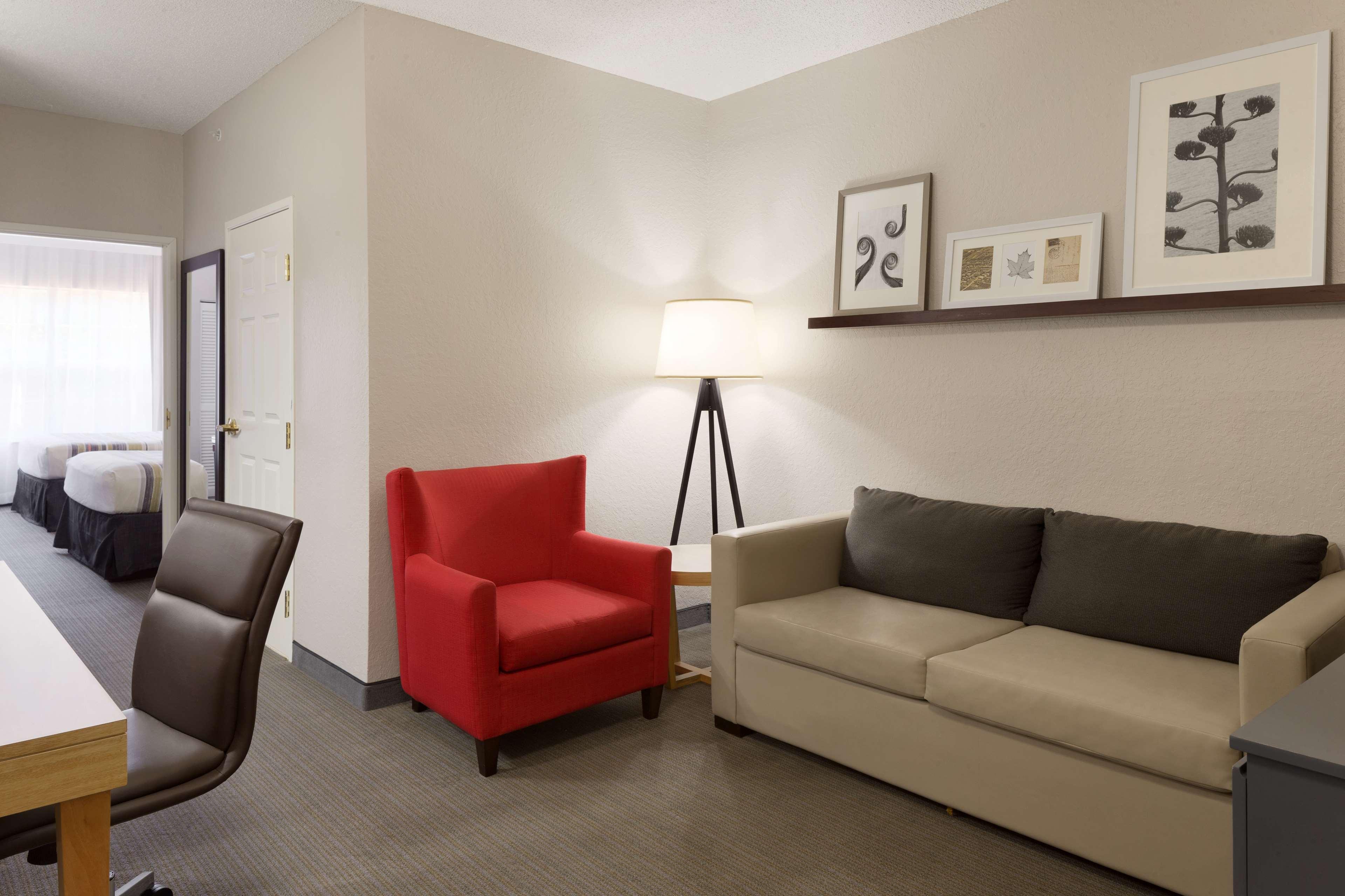 Suite Two Queen Beds