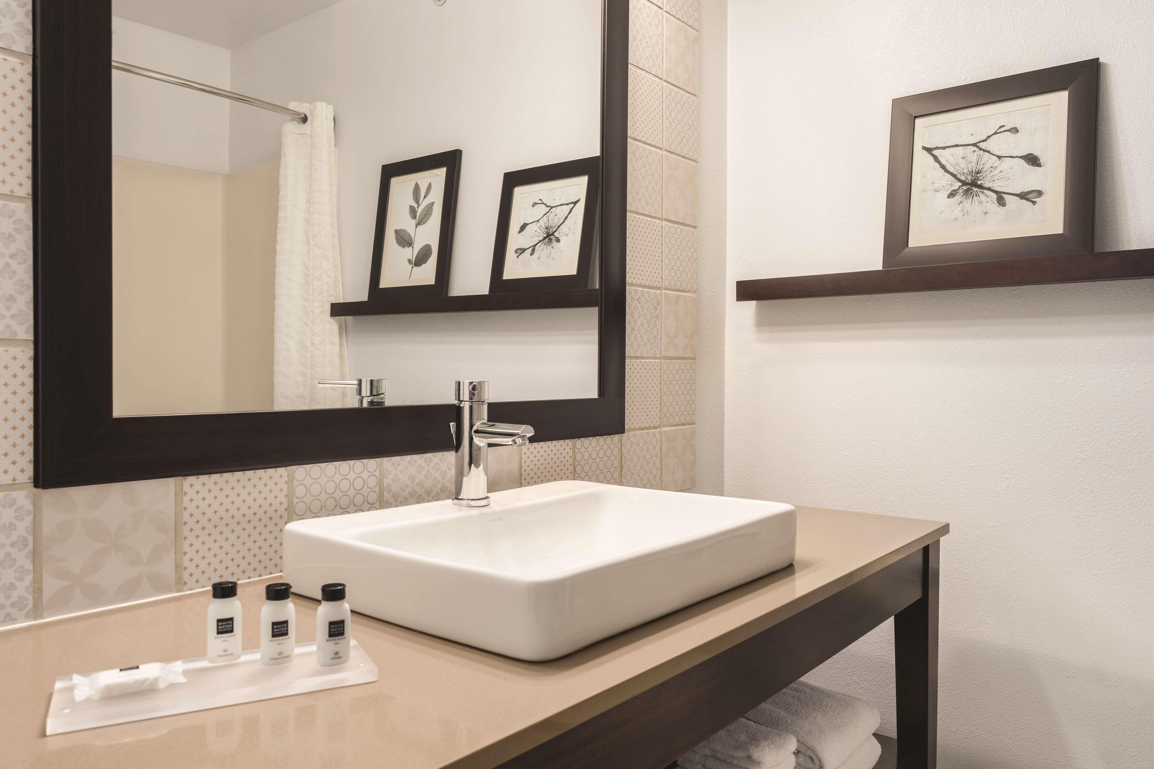 Double Accessible-two Queen Beds