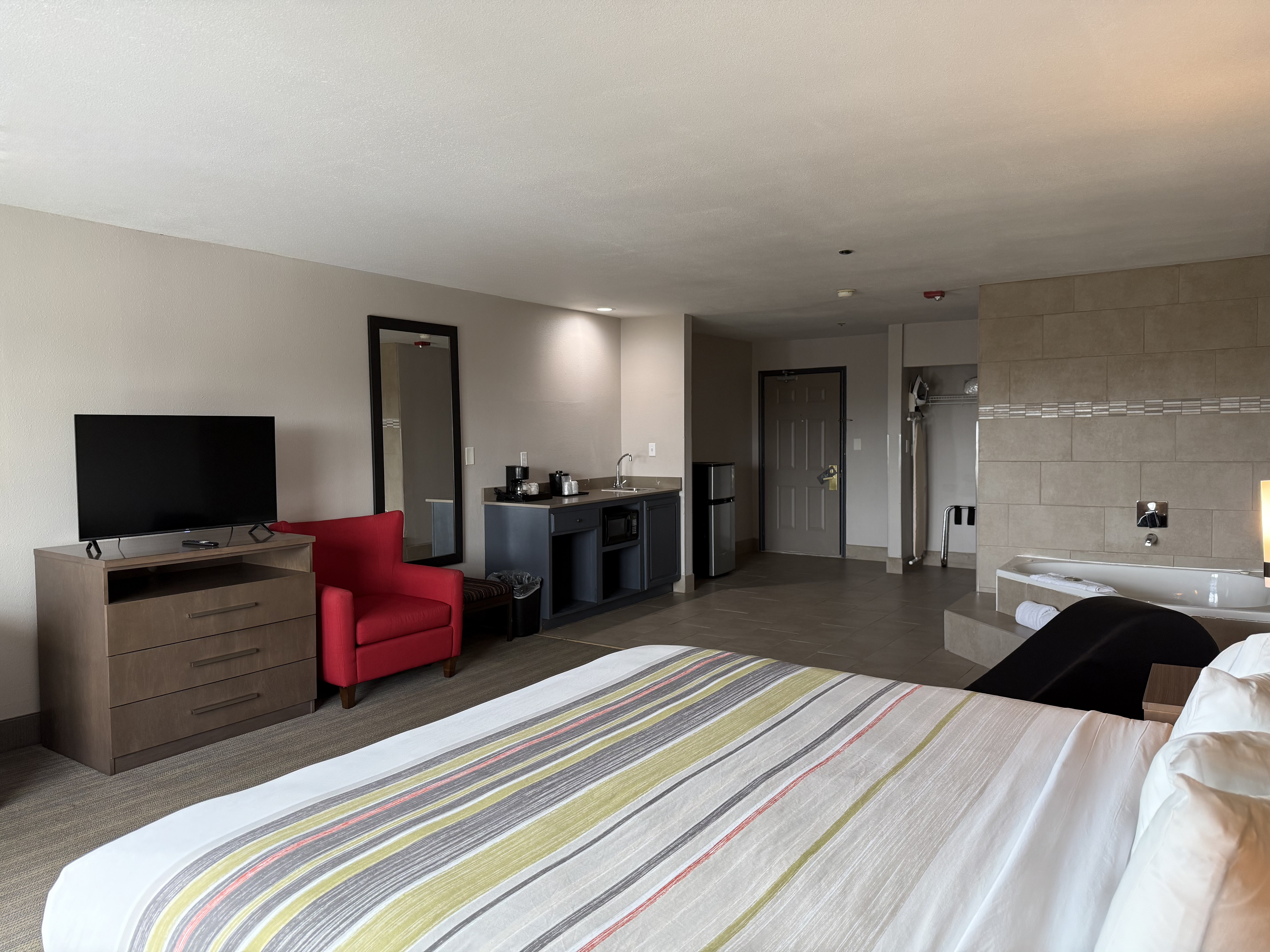 Suite King Bed One Bedroom 