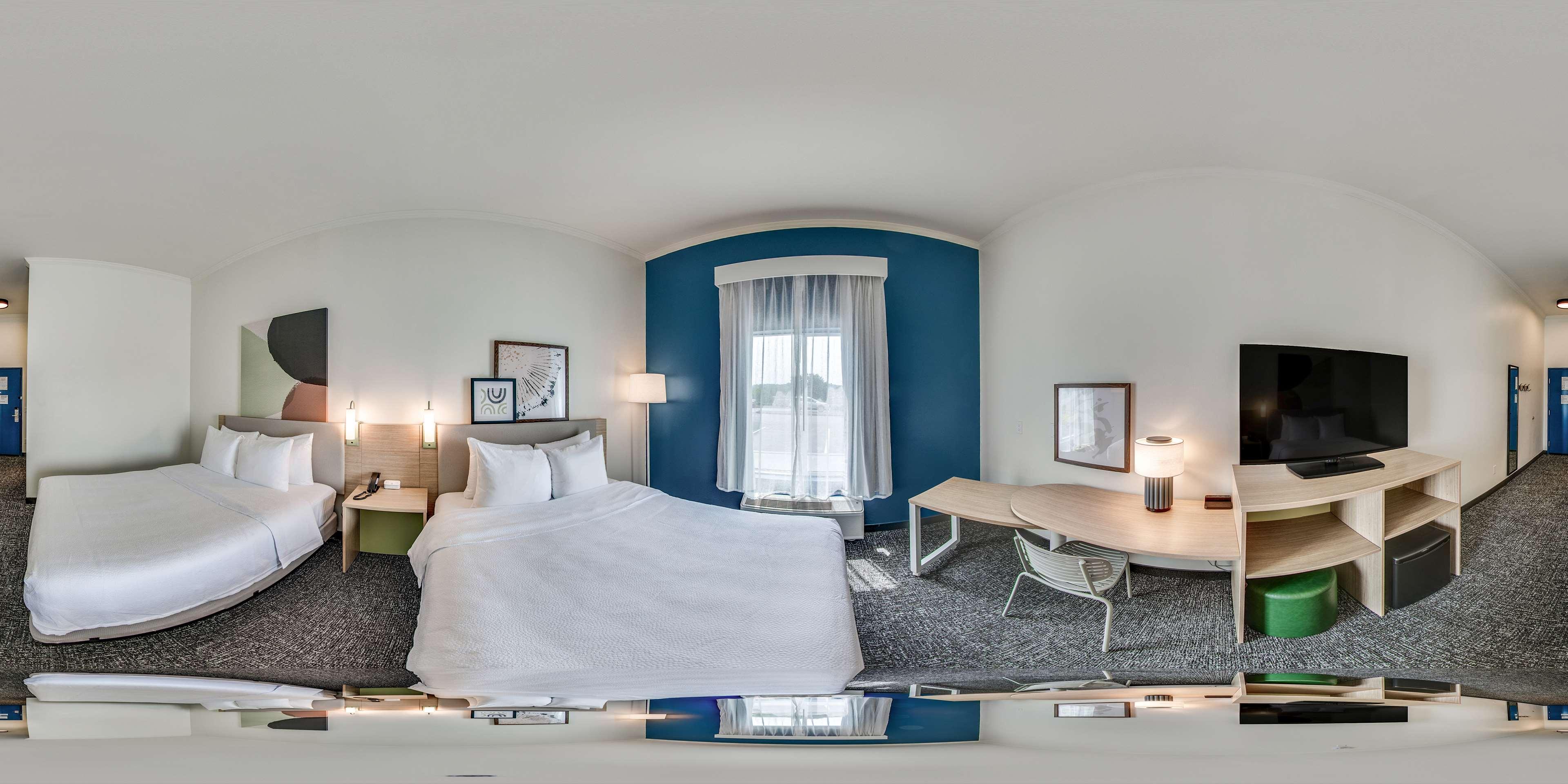 Double Two Queen Beds