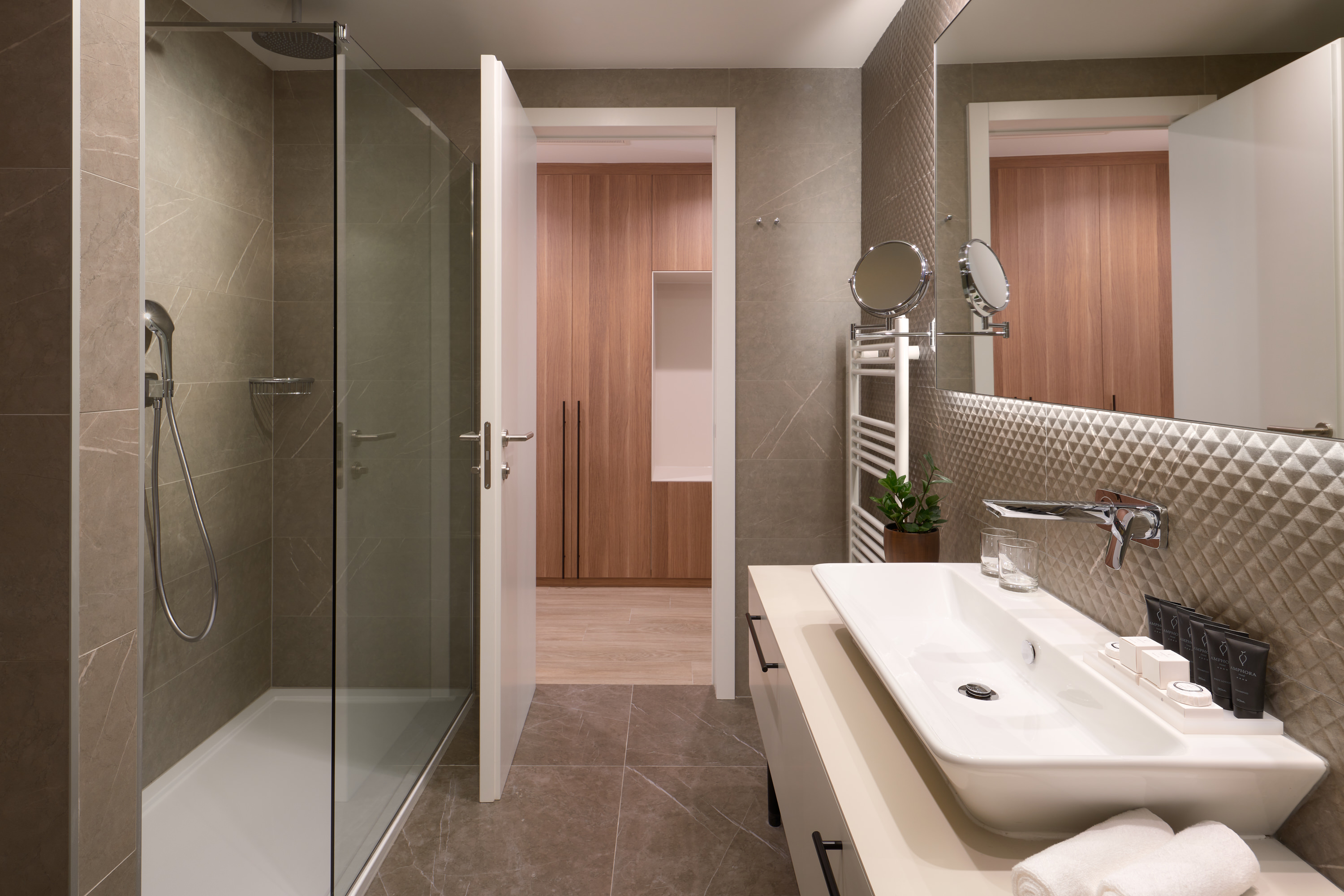 Double or Twin Standard