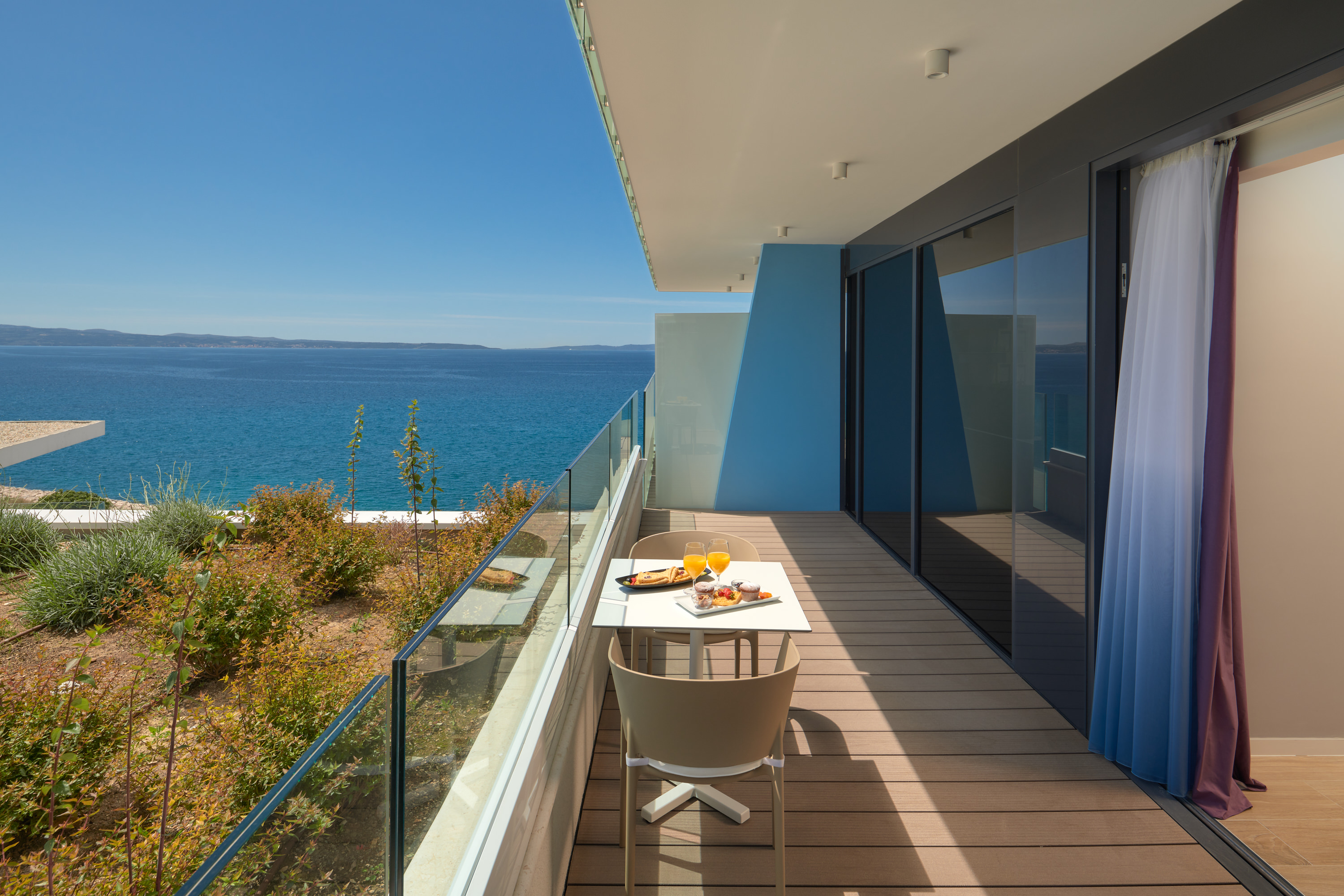 Double or Twin Superior Sea View