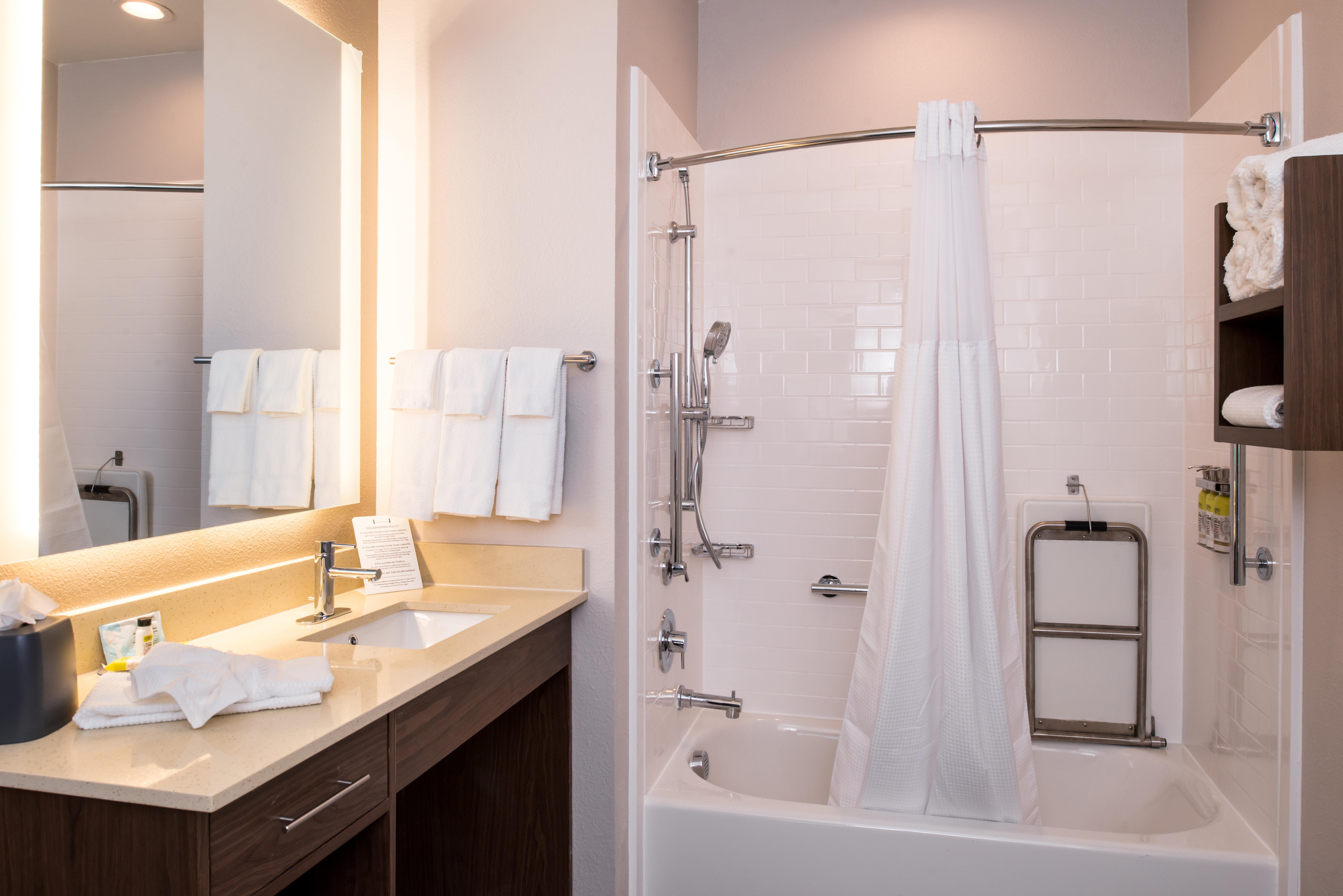 Suite Accessible-two Queen Beds