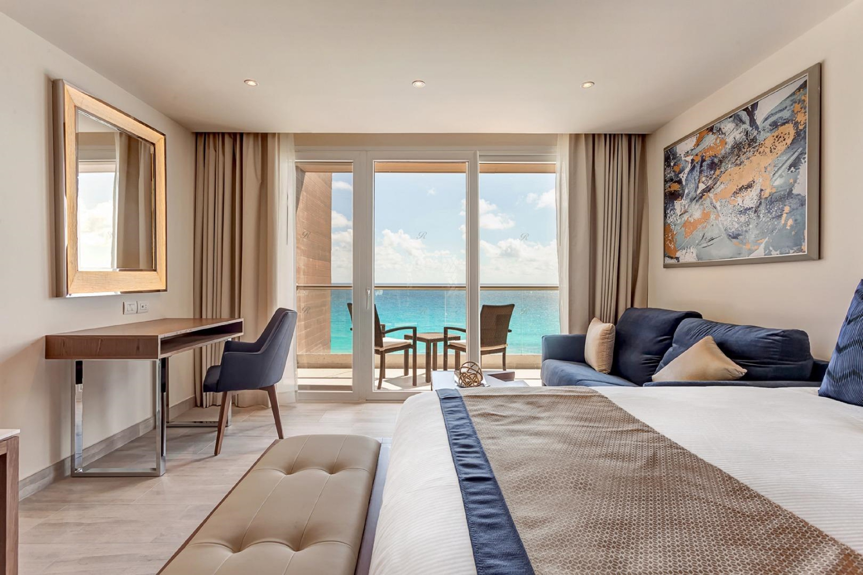 Junior Suite Club Ocean View