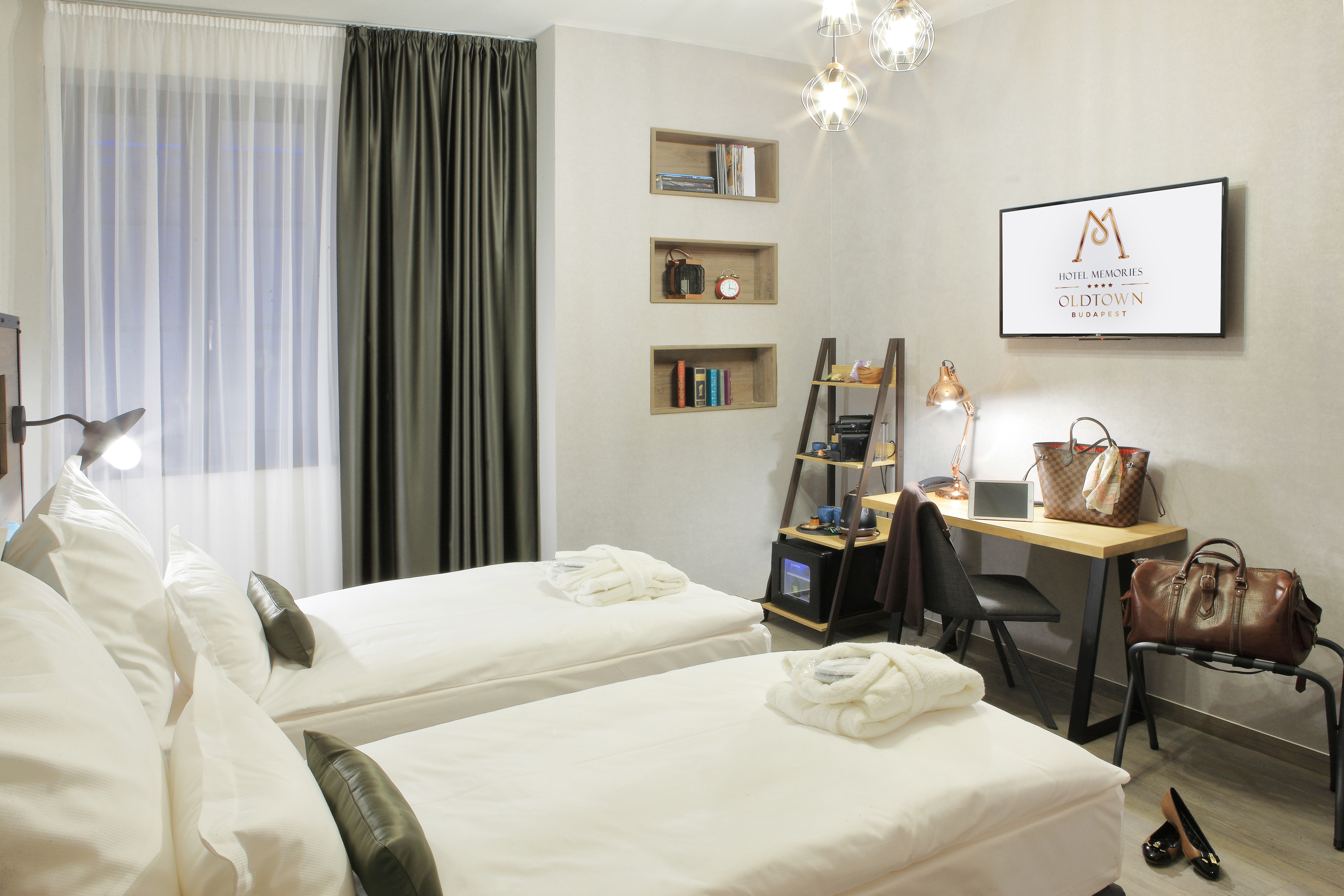 Double or Twin Superior