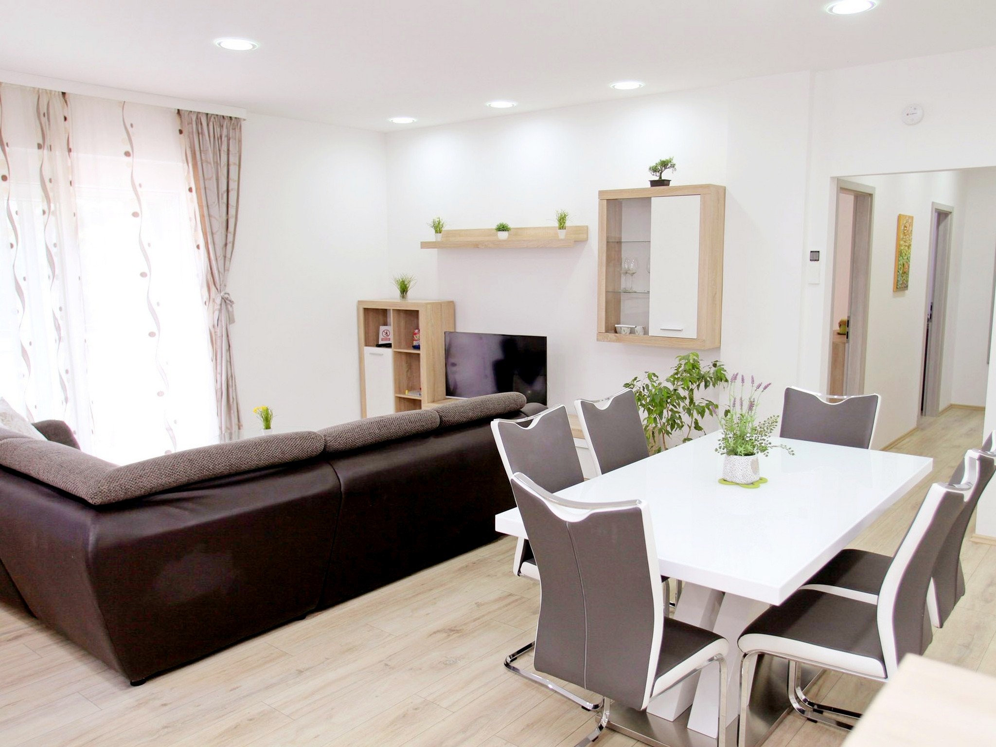 Apartment Capacity 4