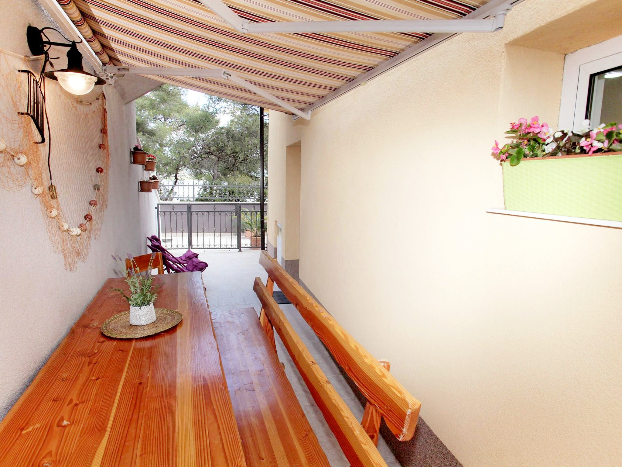 Apartment Capacity 4