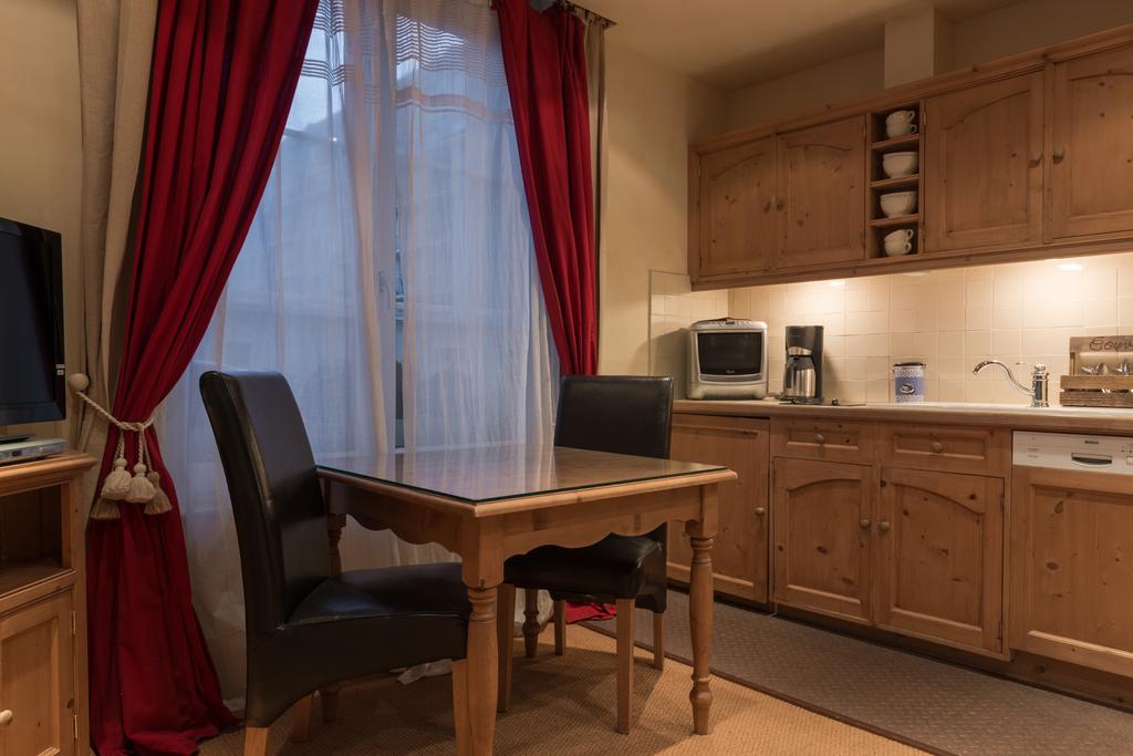 Apartment Capacity 4