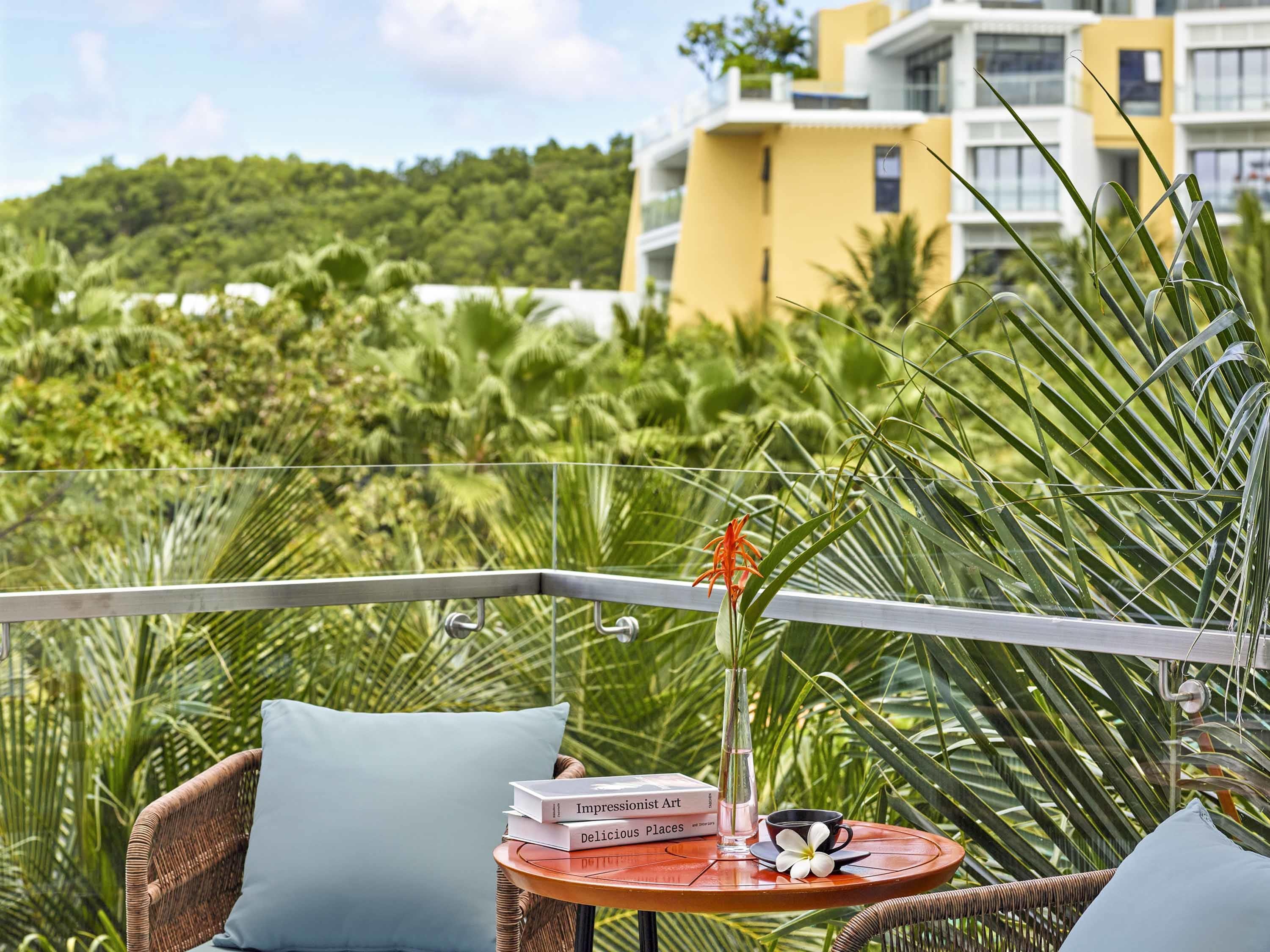 Suite Superior with Balcony