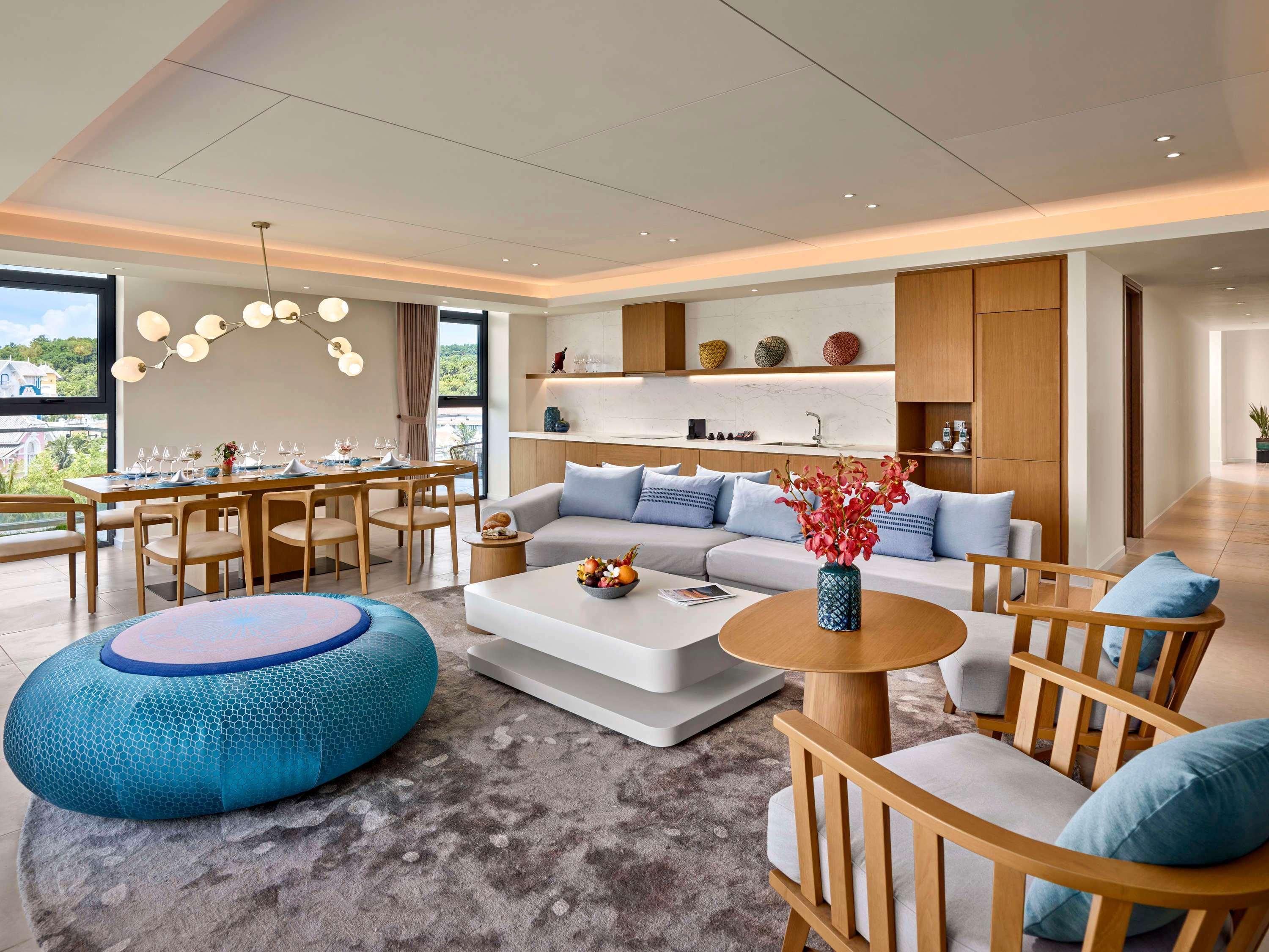 Apartment with Views