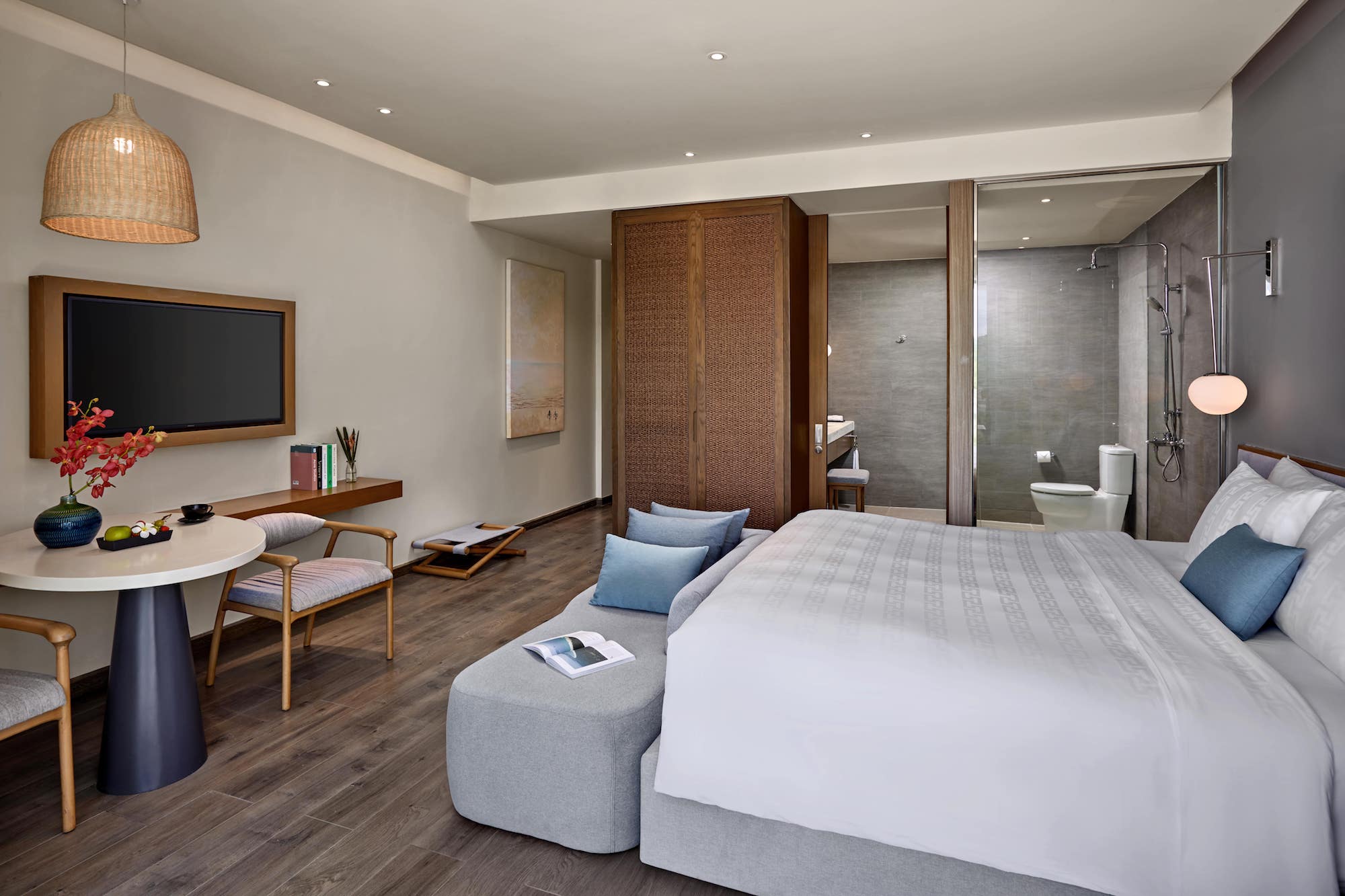 Double King Size Bed