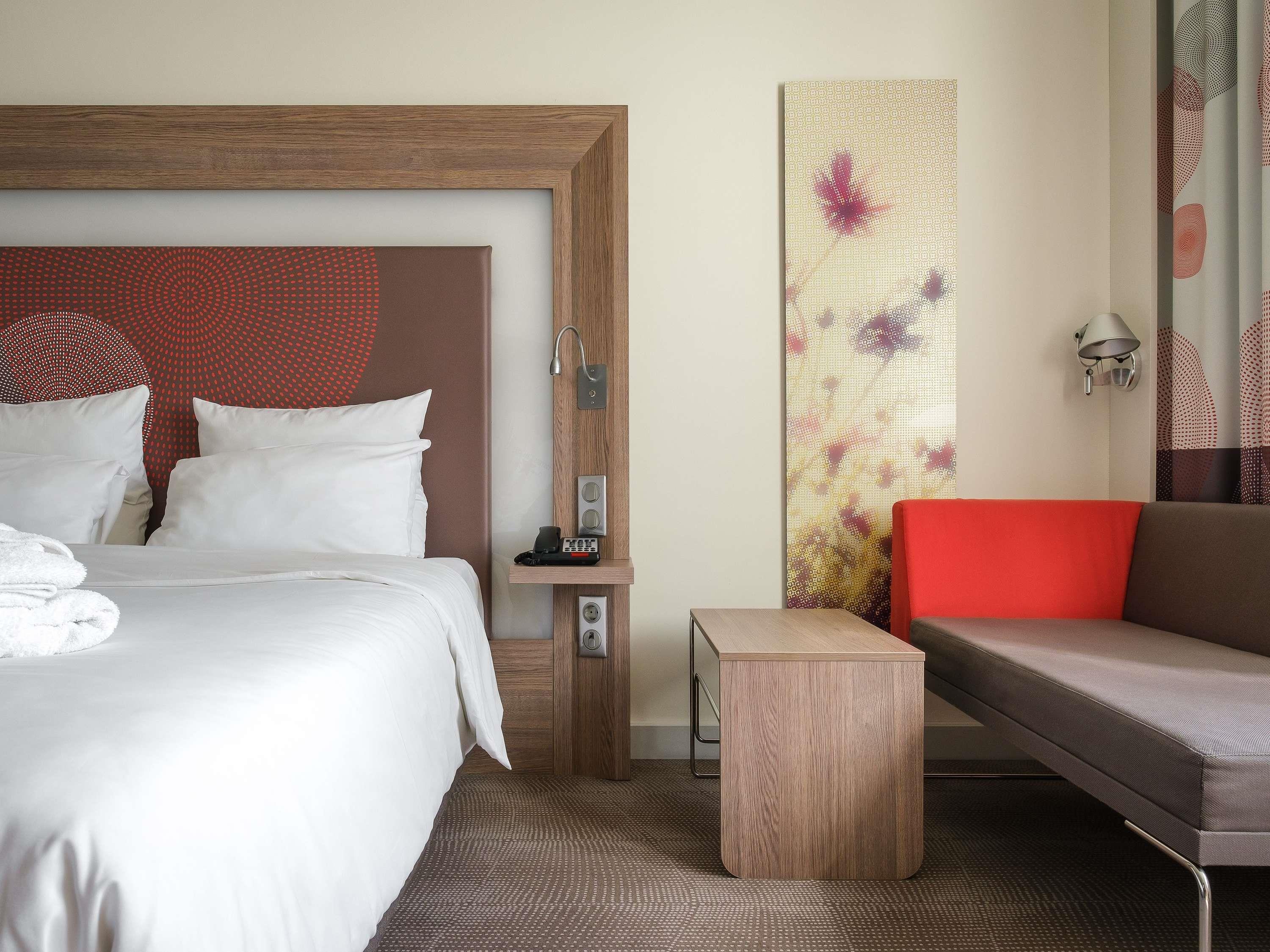 Double Queen Size Bed