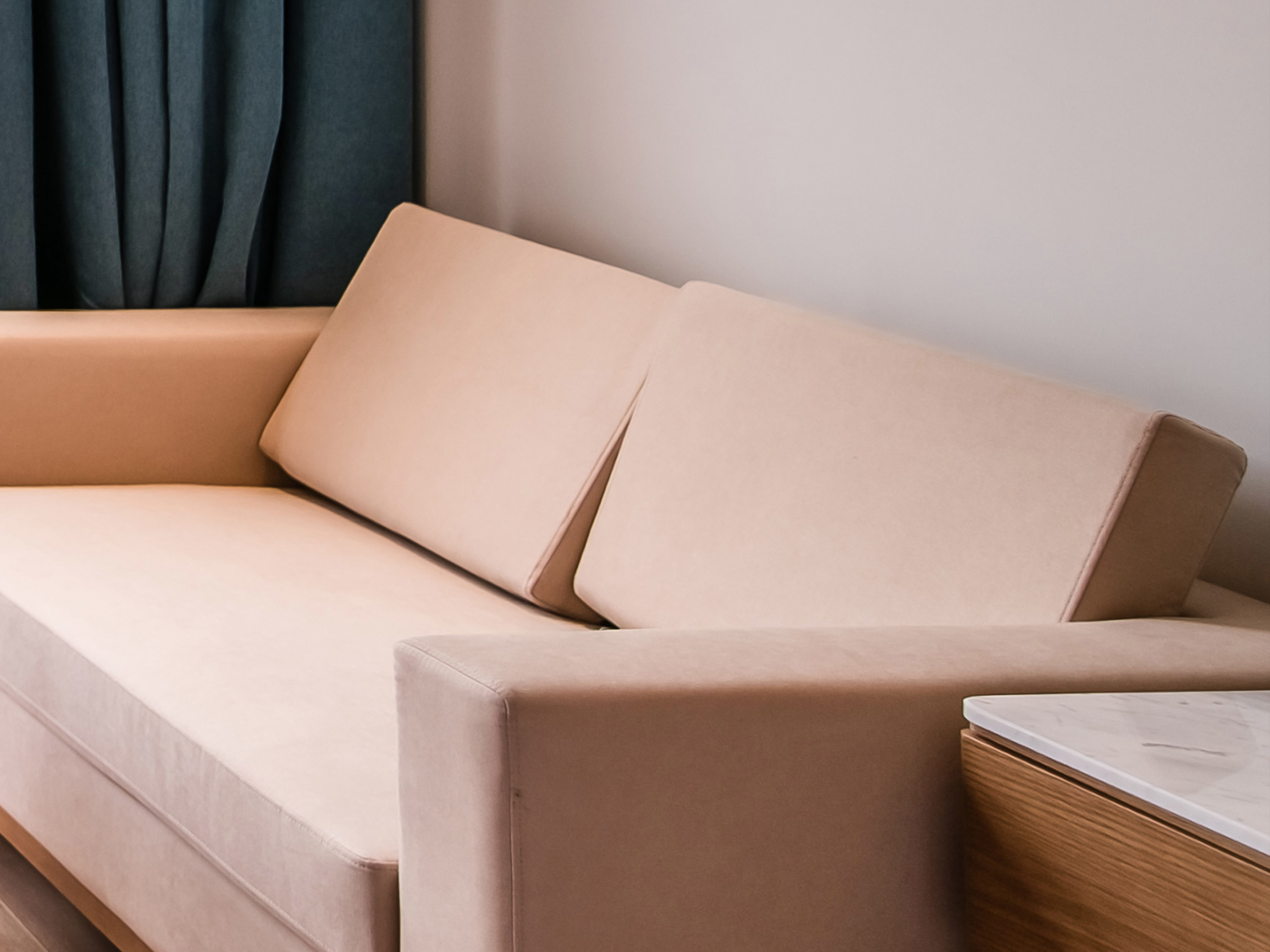 Double Deluxe King Bed