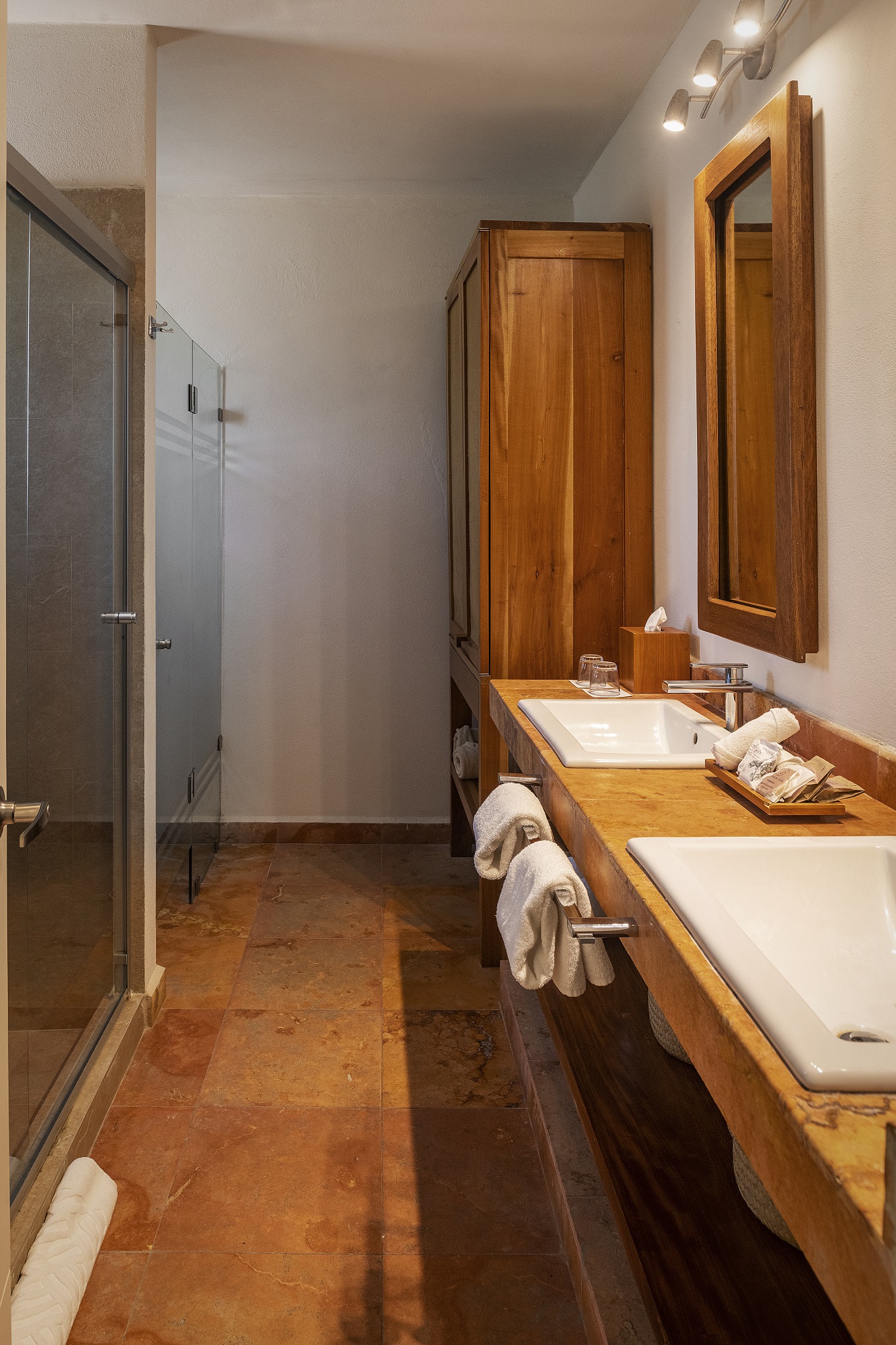 Room Partial Ocean View