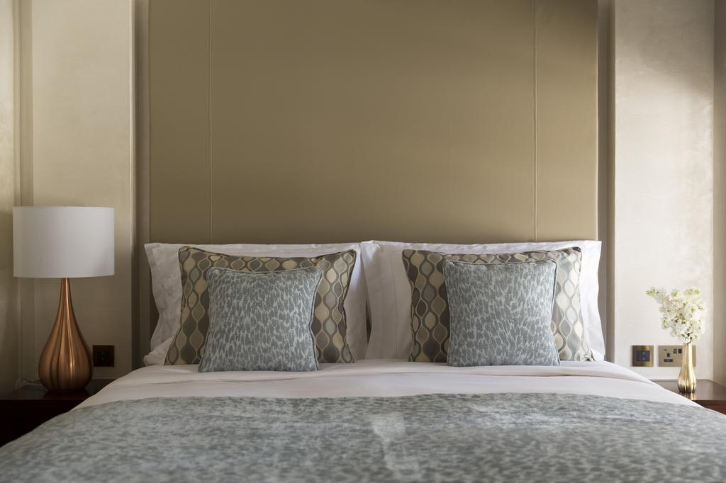 Junior Suite King Size Bed