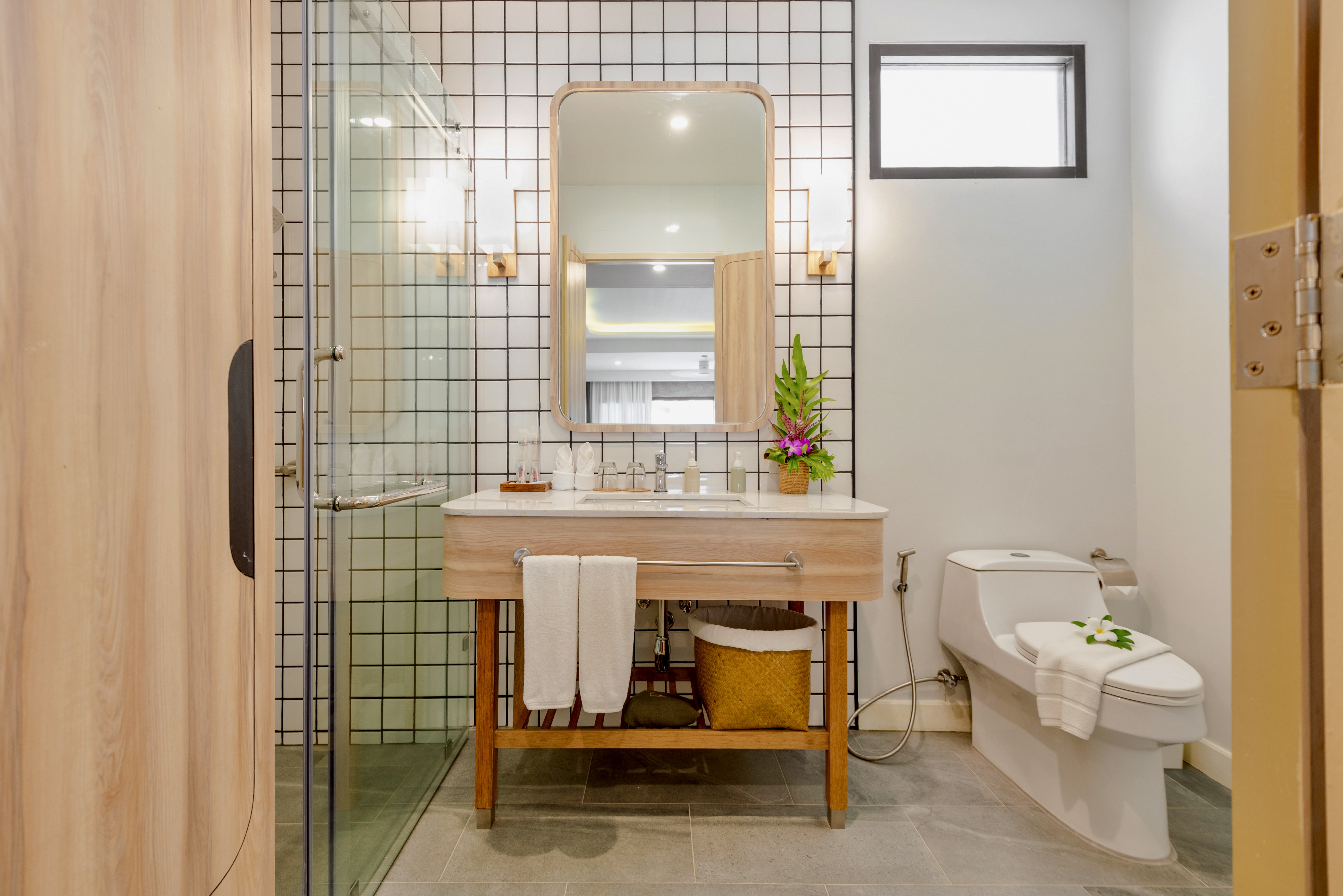 Suite King Bed One Bedroom 