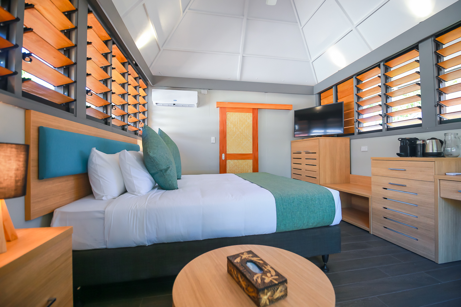 Family Room Garden View