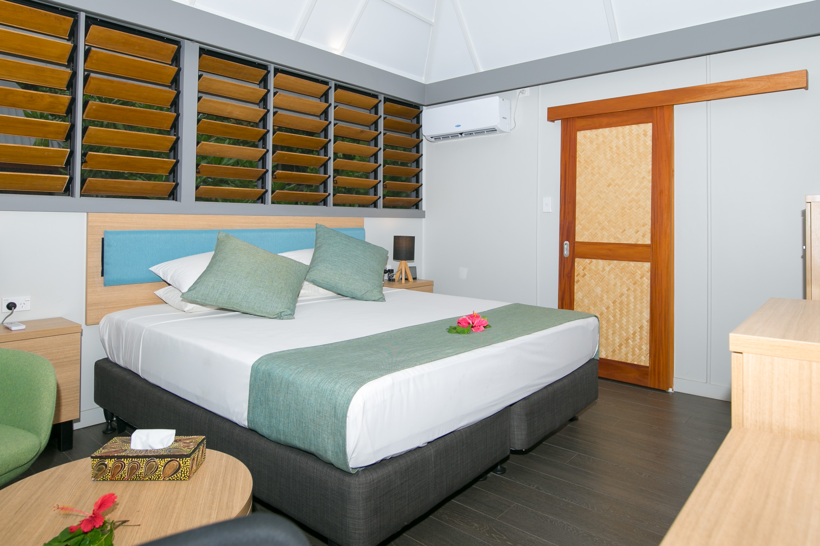 Double King Size Bed